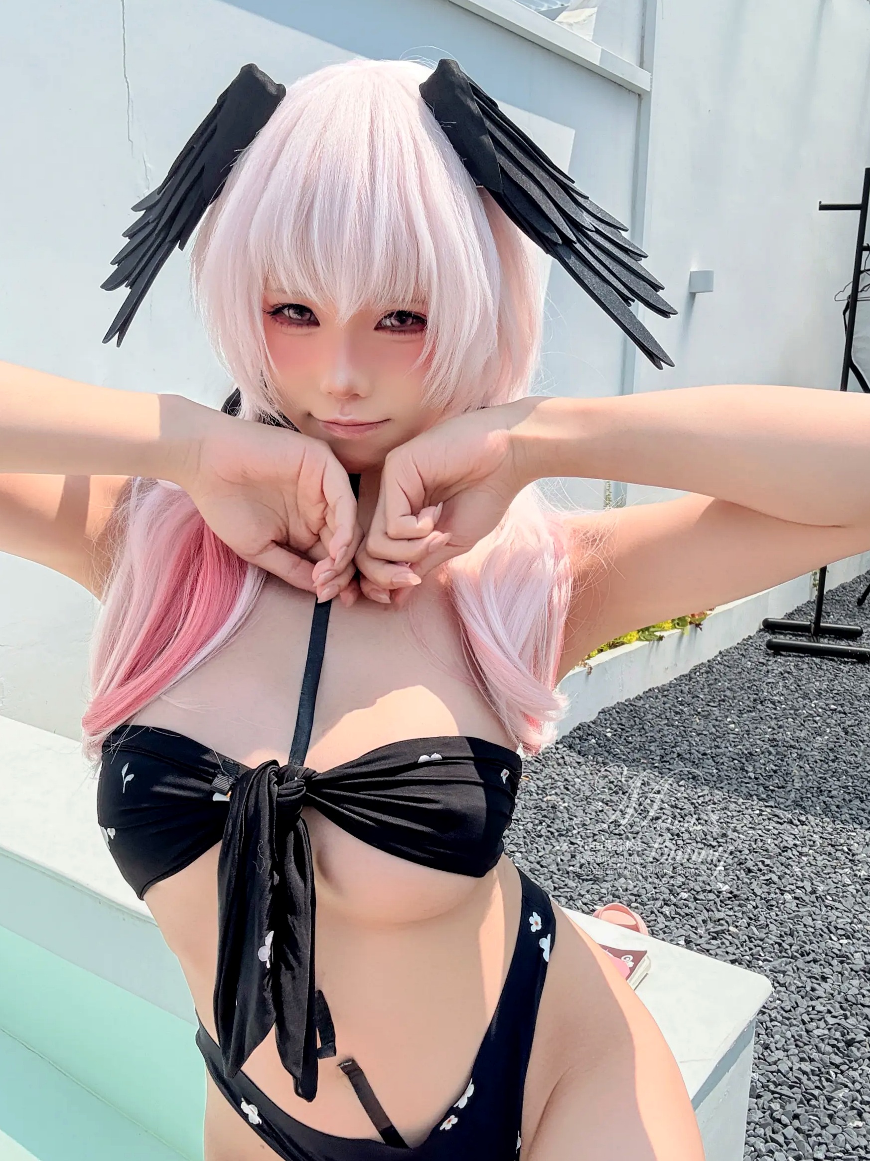 Gallery - 咬一口兔娘 - 下江小春 泳装COSPLAY，清纯治愈系天使在泳池边，极致诱惑的二次元角色扮演大尺度私房照 [95P]角色扮演萌系治愈系泳池私房照 女神私房照_秀色女神 - image 78