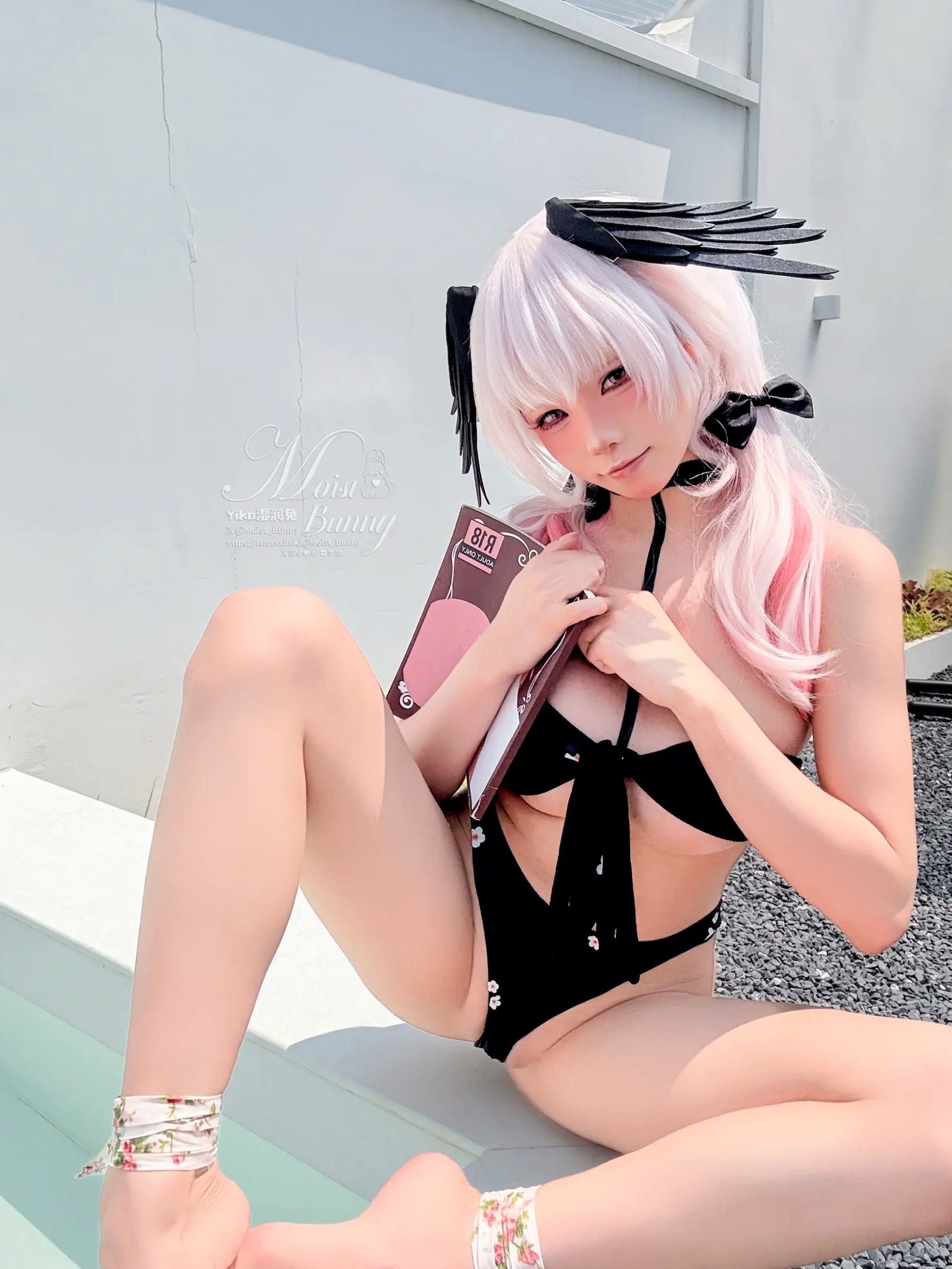 Gallery - 咬一口兔娘 - 下江小春 泳装COSPLAY，清纯治愈系天使在泳池边，极致诱惑的二次元角色扮演大尺度私房照 [95P]角色扮演萌系治愈系泳池私房照 女神私房照_秀色女神 - image 81