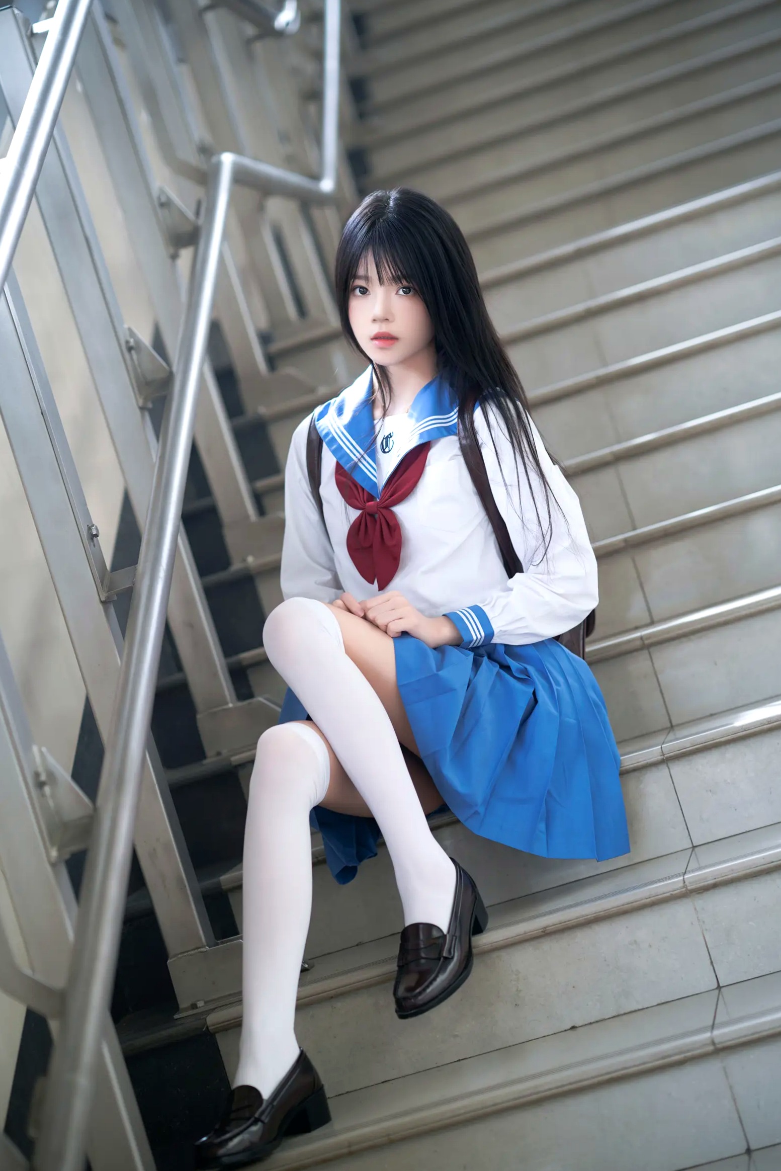 Gallery - 桜桃喵 - 地铁JK水手服校服少女，清纯可爱校园风写真，都市地铁里的青春初恋感 [33P]校服制服清纯萌系街拍 女神私房照_秀色女神 - image 1