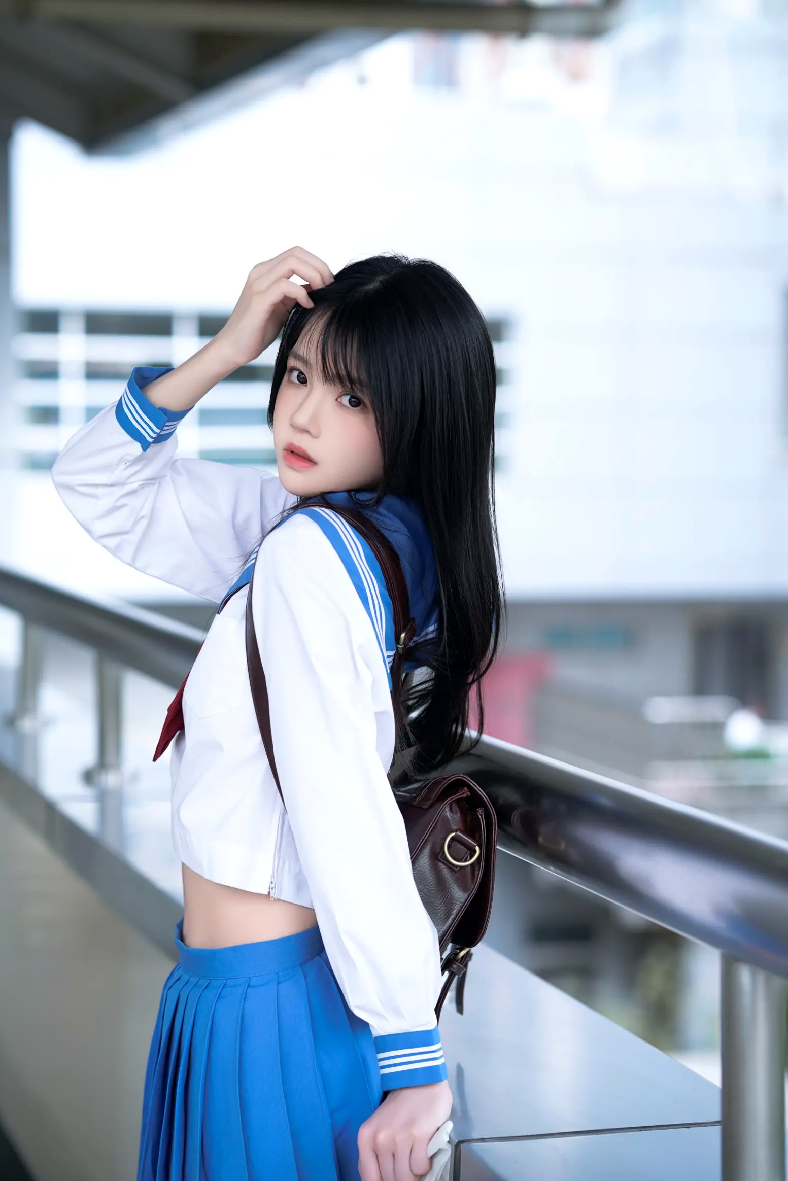 Gallery - 桜桃喵 - 地铁JK水手服校服少女，清纯可爱校园风写真，都市地铁里的青春初恋感 [33P]校服制服清纯萌系街拍 女神私房照_秀色女神 - image 25