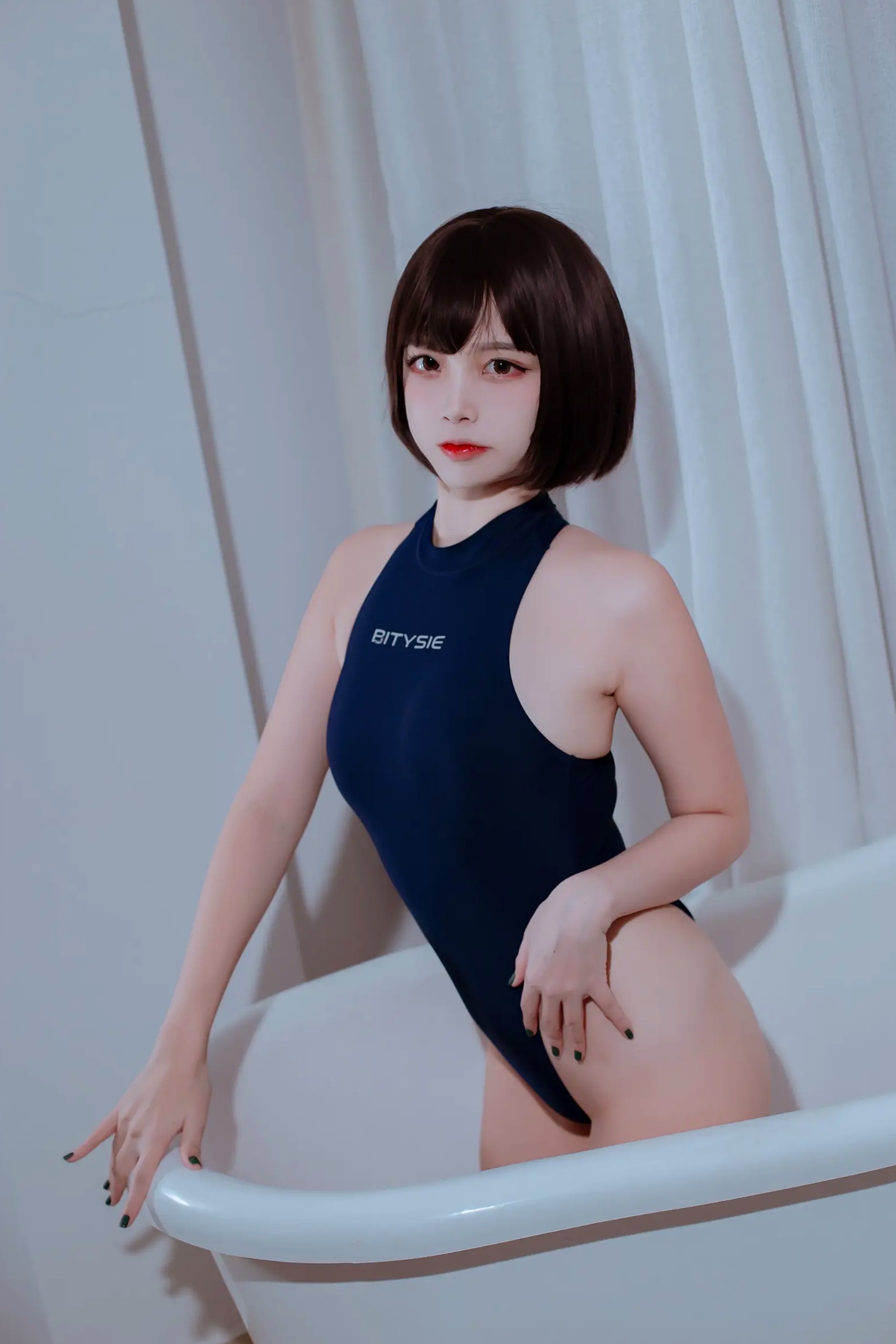 Gallery - 二佐Nisa - 浴室私房竞泳连体泳衣高叉诱惑写真 [40P]性感诱惑浴室私房照美腿 女神私房照_秀色女神 - image 17