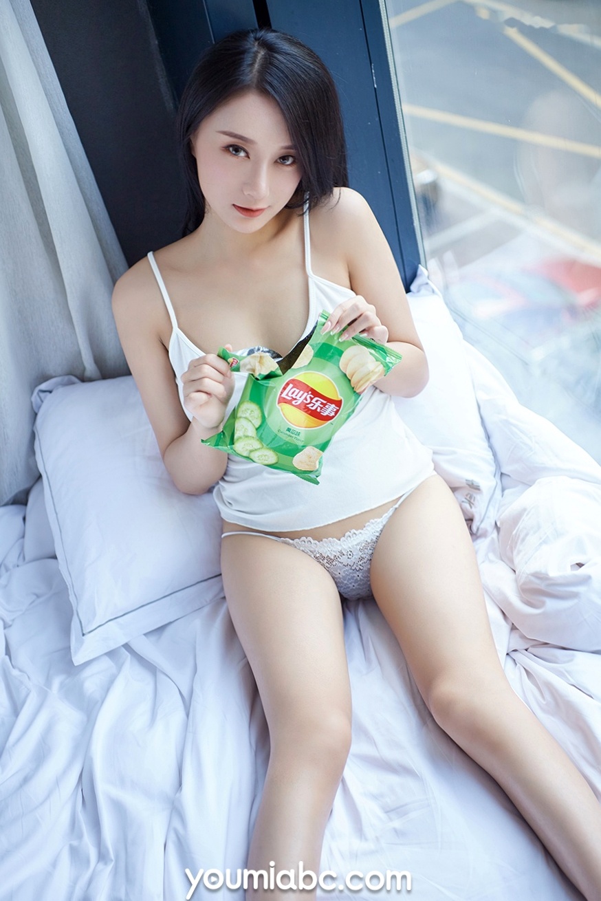 Gallery - YouMi尤蜜-2019.12.01-何嘉颖《热辣宅女》居家私房性感内衣写真，极品女神纯欲诱惑，慵懒诱人尤蜜荟 - Chiness Model 私房照性感女神诱惑尤物 女神私房照_秀色女神 - image 1