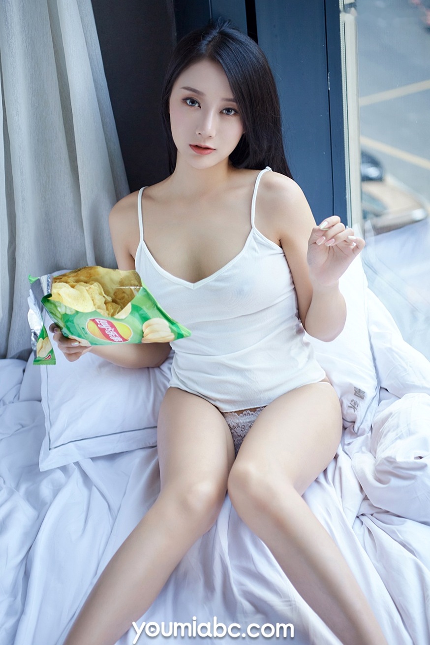 Gallery - YouMi尤蜜-2019.12.01-何嘉颖《热辣宅女》居家私房性感内衣写真，极品女神纯欲诱惑，慵懒诱人尤蜜荟 - Chiness Model 私房照性感女神诱惑尤物 女神私房照_秀色女神 - image 2