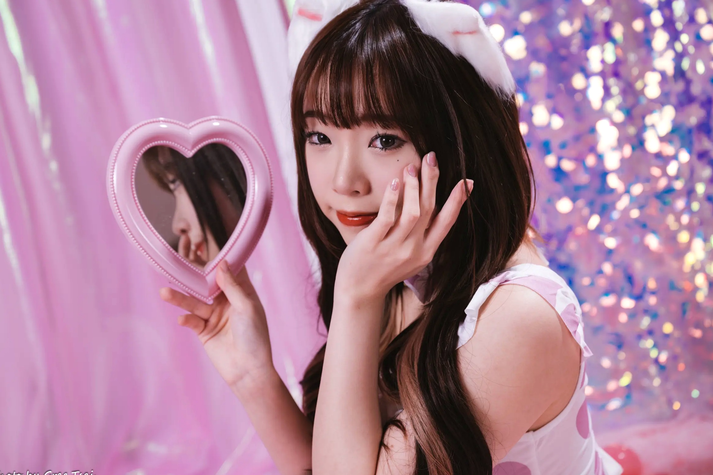 Gallery - 《娃娃 - 可爱女仆梦幻粉色系主题，软萌猫耳少女与独角兽的甜美私房写真 [146P]》萌系女仆治愈系私房照角色扮演 女神私房照_秀色女神 - image 16