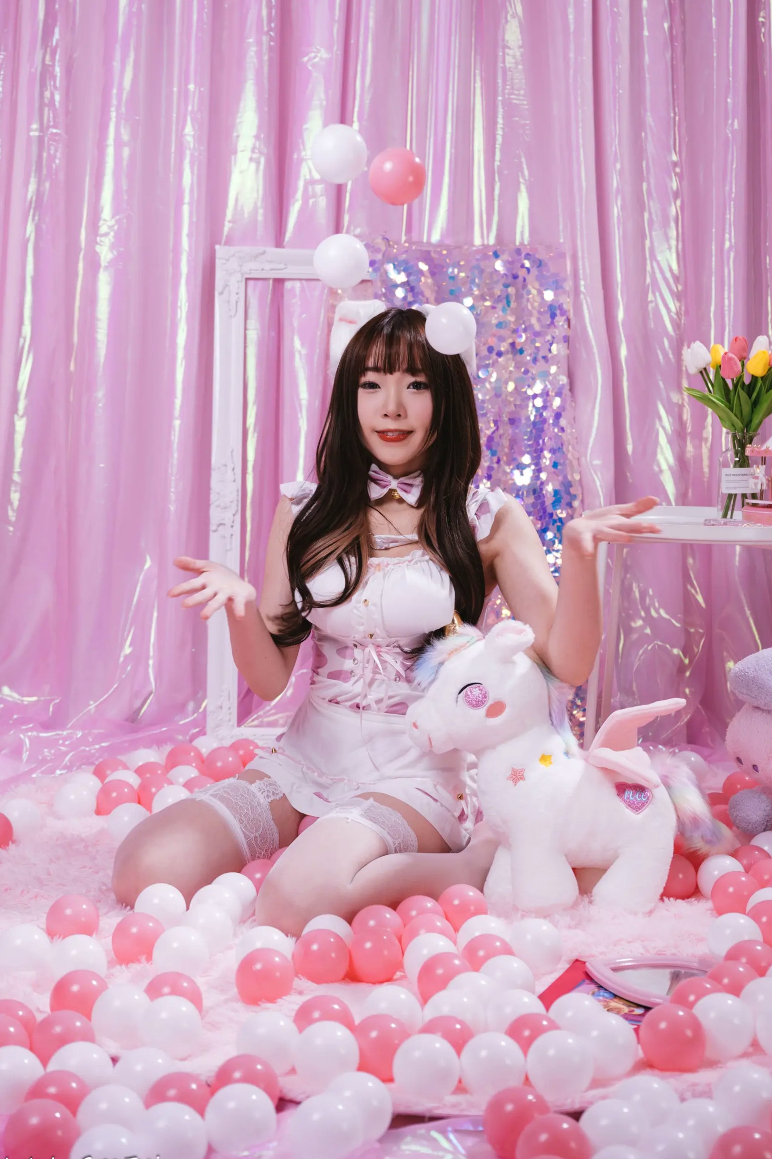 Gallery - 《娃娃 - 可爱女仆梦幻粉色系主题，软萌猫耳少女与独角兽的甜美私房写真 [146P]》萌系女仆治愈系私房照角色扮演 女神私房照_秀色女神 - image 31