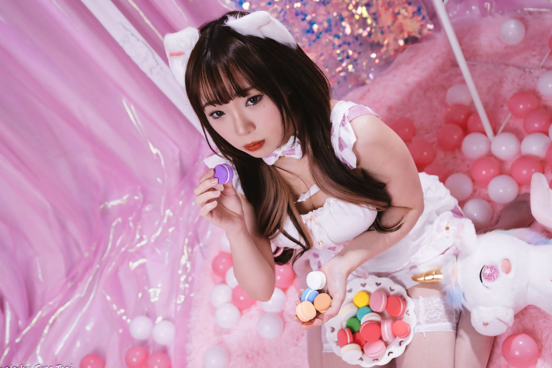 Gallery - 《娃娃 - 可爱女仆梦幻粉色系主题，软萌猫耳少女与独角兽的甜美私房写真 [146P]》萌系女仆治愈系私房照角色扮演 女神私房照_秀色女神 - image 56