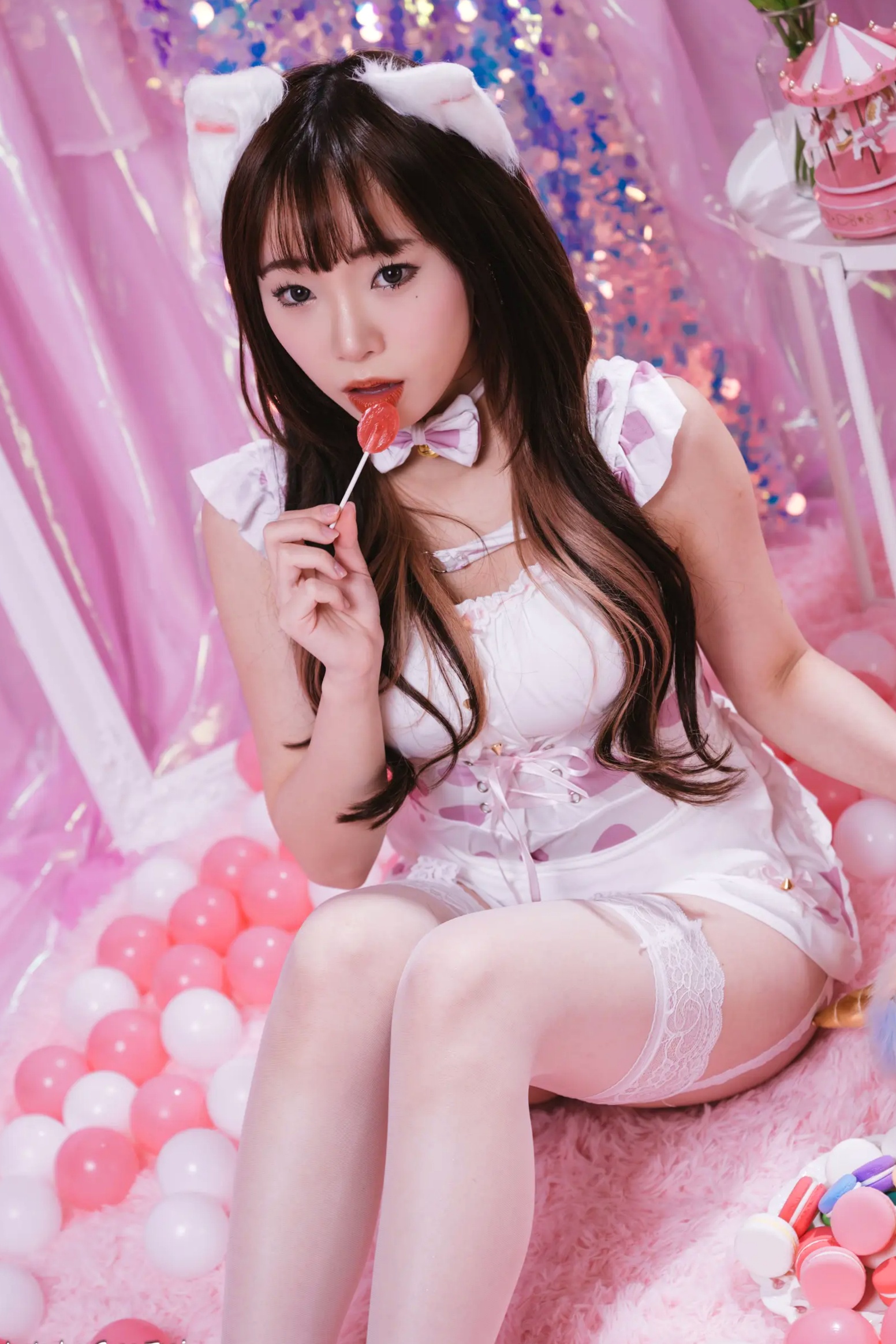 Gallery - 《娃娃 - 可爱女仆梦幻粉色系主题，软萌猫耳少女与独角兽的甜美私房写真 [146P]》萌系女仆治愈系私房照角色扮演 女神私房照_秀色女神 - image 60