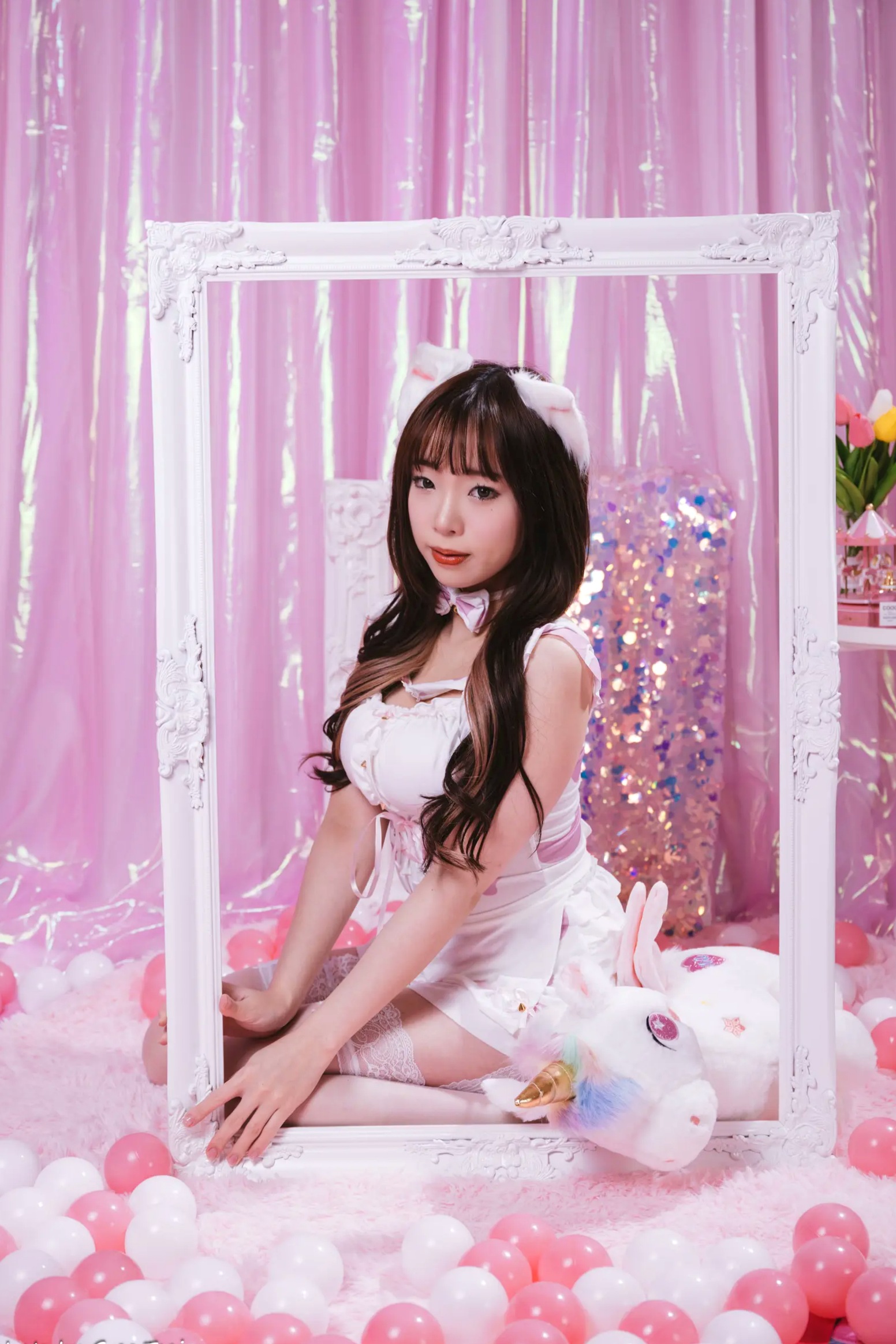 Gallery - 《娃娃 - 可爱女仆梦幻粉色系主题，软萌猫耳少女与独角兽的甜美私房写真 [146P]》萌系女仆治愈系私房照角色扮演 女神私房照_秀色女神 - image 83