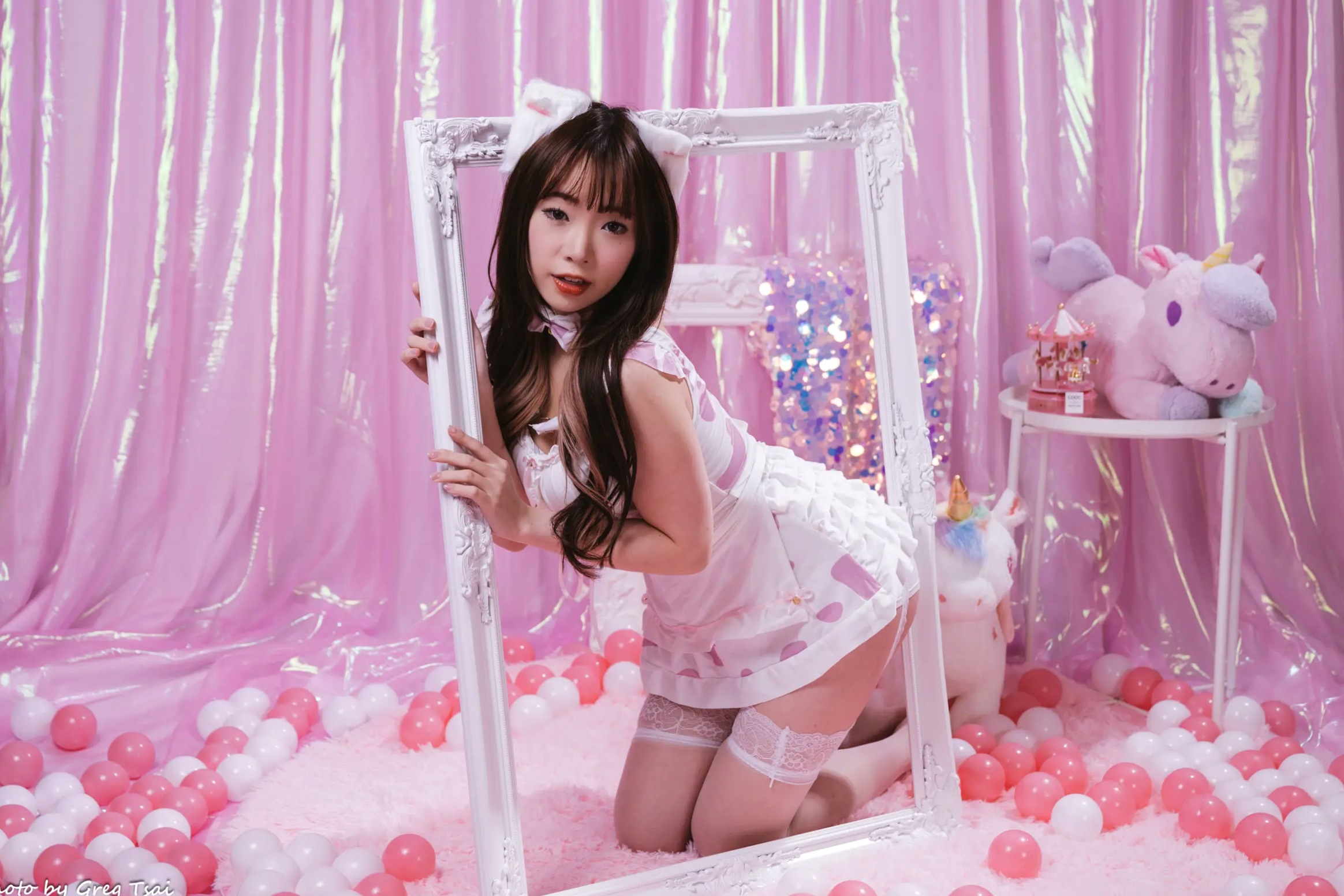 Gallery - 《娃娃 - 可爱女仆梦幻粉色系主题，软萌猫耳少女与独角兽的甜美私房写真 [146P]》萌系女仆治愈系私房照角色扮演 女神私房照_秀色女神 - image 107