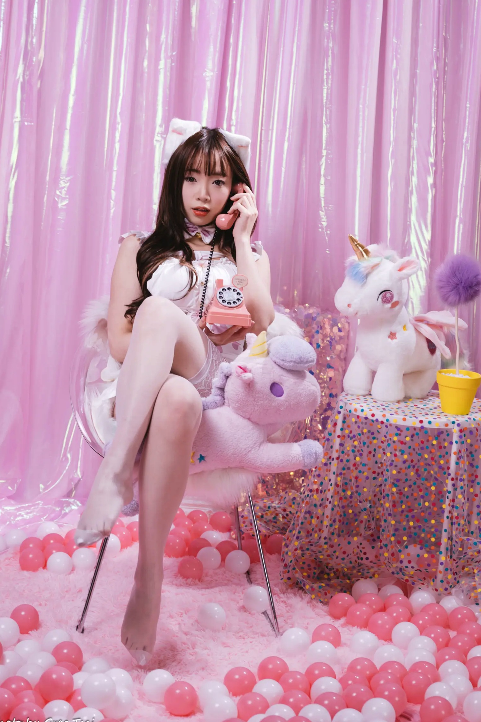 Gallery - 《娃娃 - 可爱女仆梦幻粉色系主题，软萌猫耳少女与独角兽的甜美私房写真 [146P]》萌系女仆治愈系私房照角色扮演 女神私房照_秀色女神 - image 113