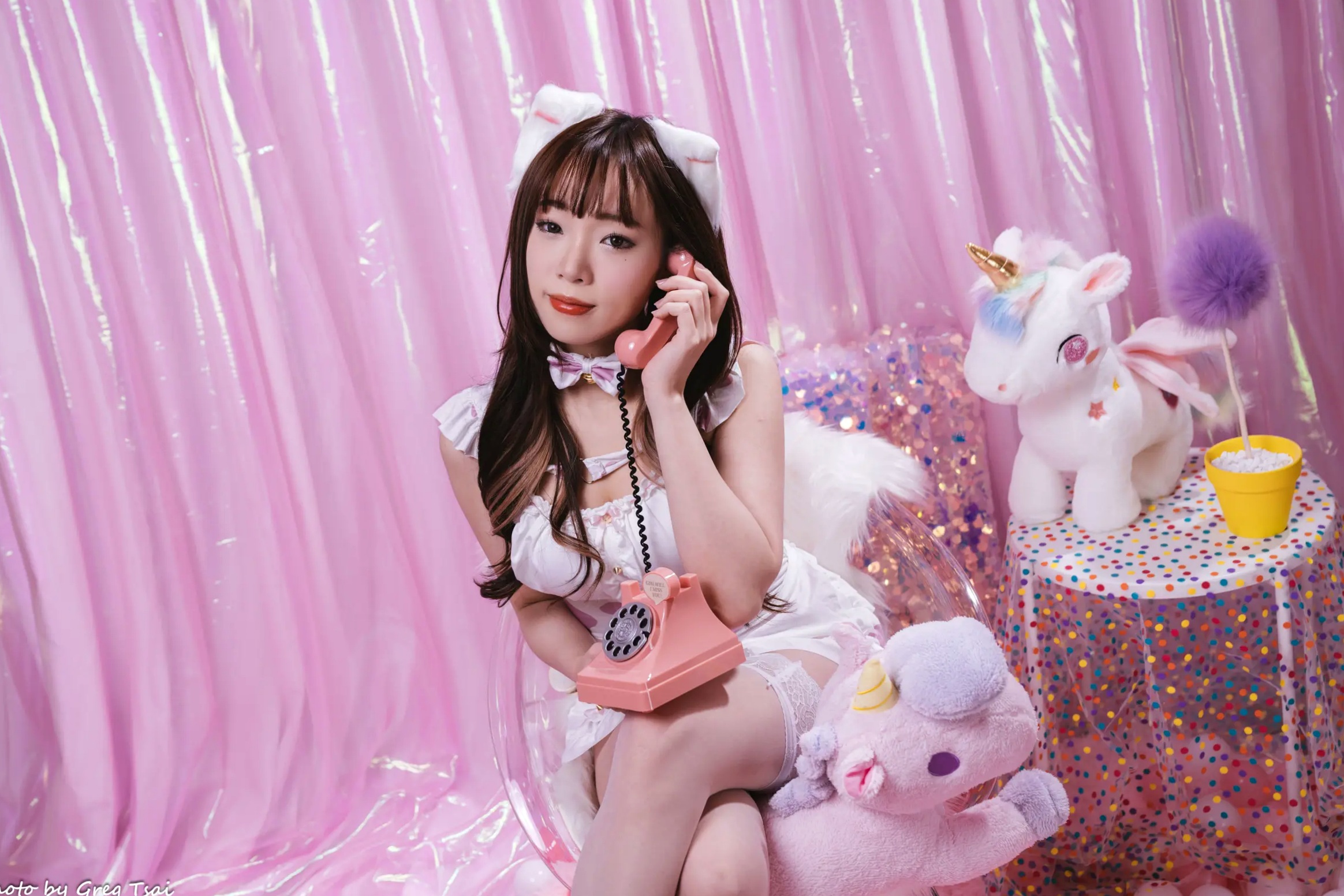 Gallery - 《娃娃 - 可爱女仆梦幻粉色系主题，软萌猫耳少女与独角兽的甜美私房写真 [146P]》萌系女仆治愈系私房照角色扮演 女神私房照_秀色女神 - image 116