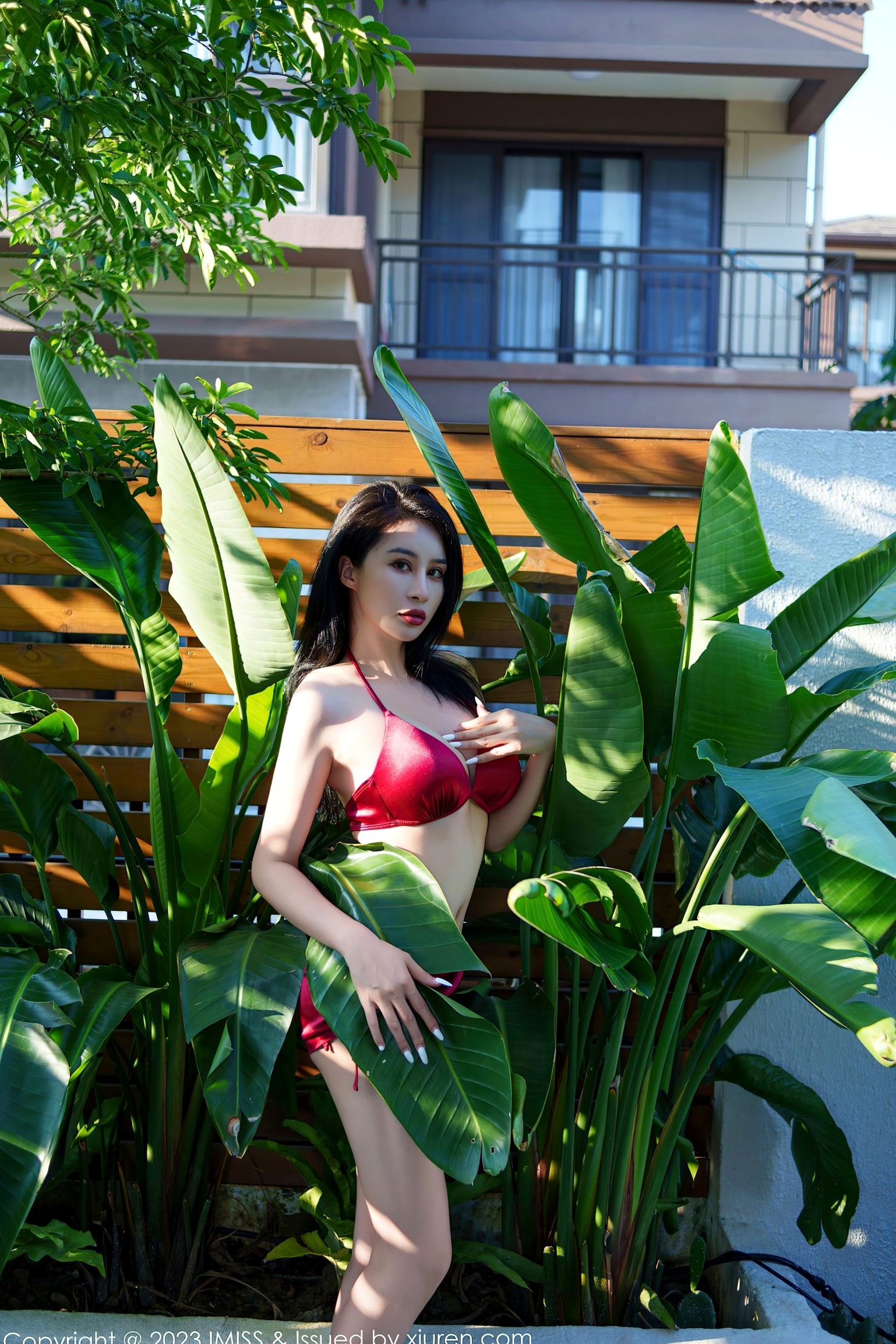 Gallery - IMiss爱蜜社 - Honey Club -757-Jermy-红绿两套比基尼性感写真-户外与室内诱惑女神唯美大片2023.10.17性感诱惑比基尼爱蜜社 - Honey Club 私房照 女神私房照_秀色女神 - image 28