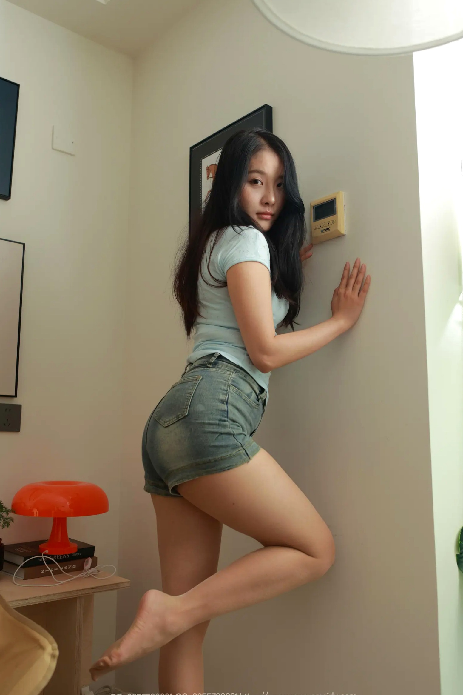 Gallery - IESS异思趣向 - Chiness Model  婉萍《小家碧玉》私房照 居家生活丝袜美腿 甜美清新气质美女私房照丝袜美腿清新 女神私房照_秀色女神 - image 87