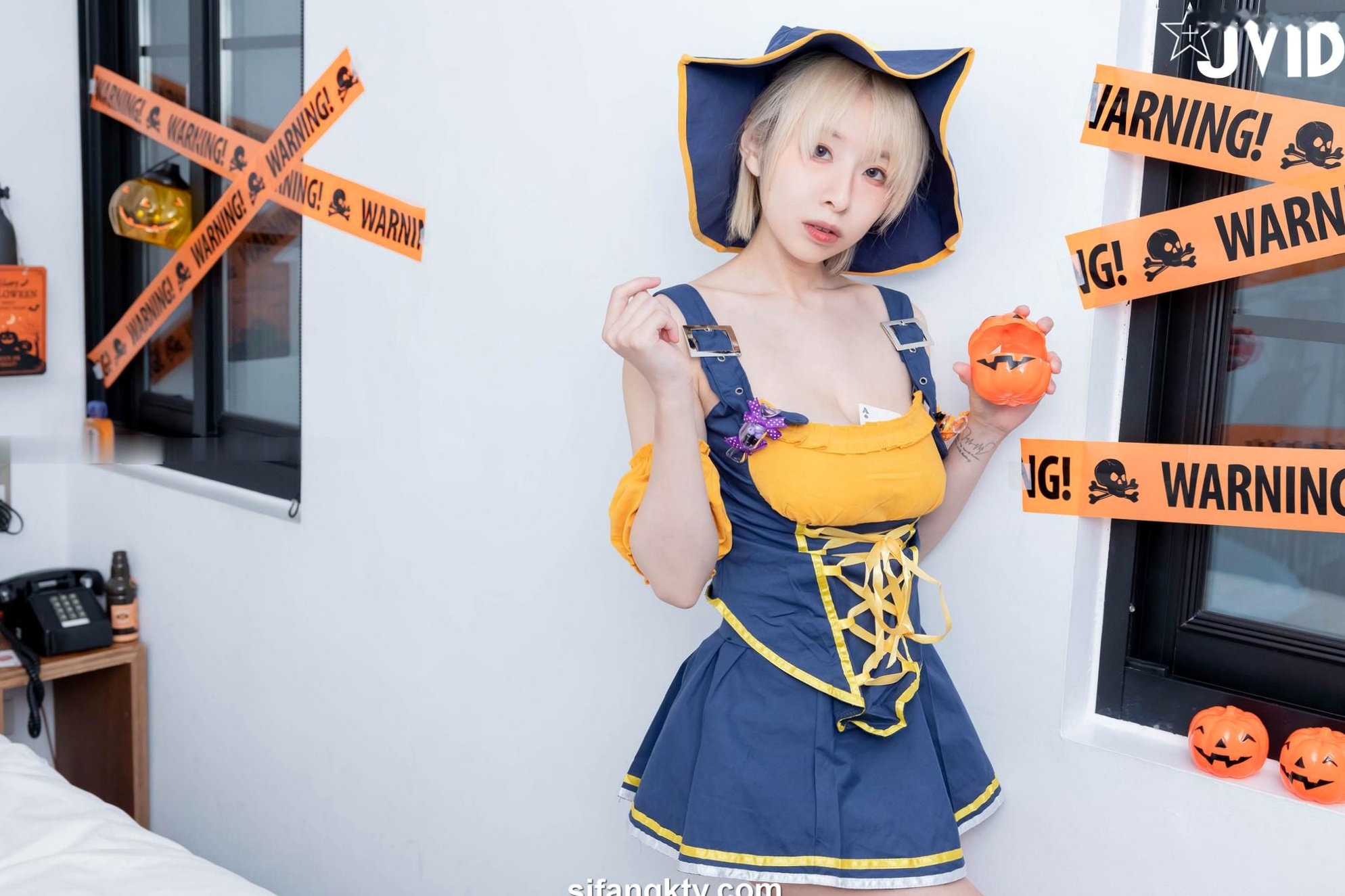 Gallery - JVID婕咪、黎菲儿-万圣节派对之万淫密室-双美性感角色扮演，火辣互动、极致情欲剧情AV，挑战视觉极限，2022.10.27JVID角色扮演大尺度性感 女神私房照_秀色女神 - image 65