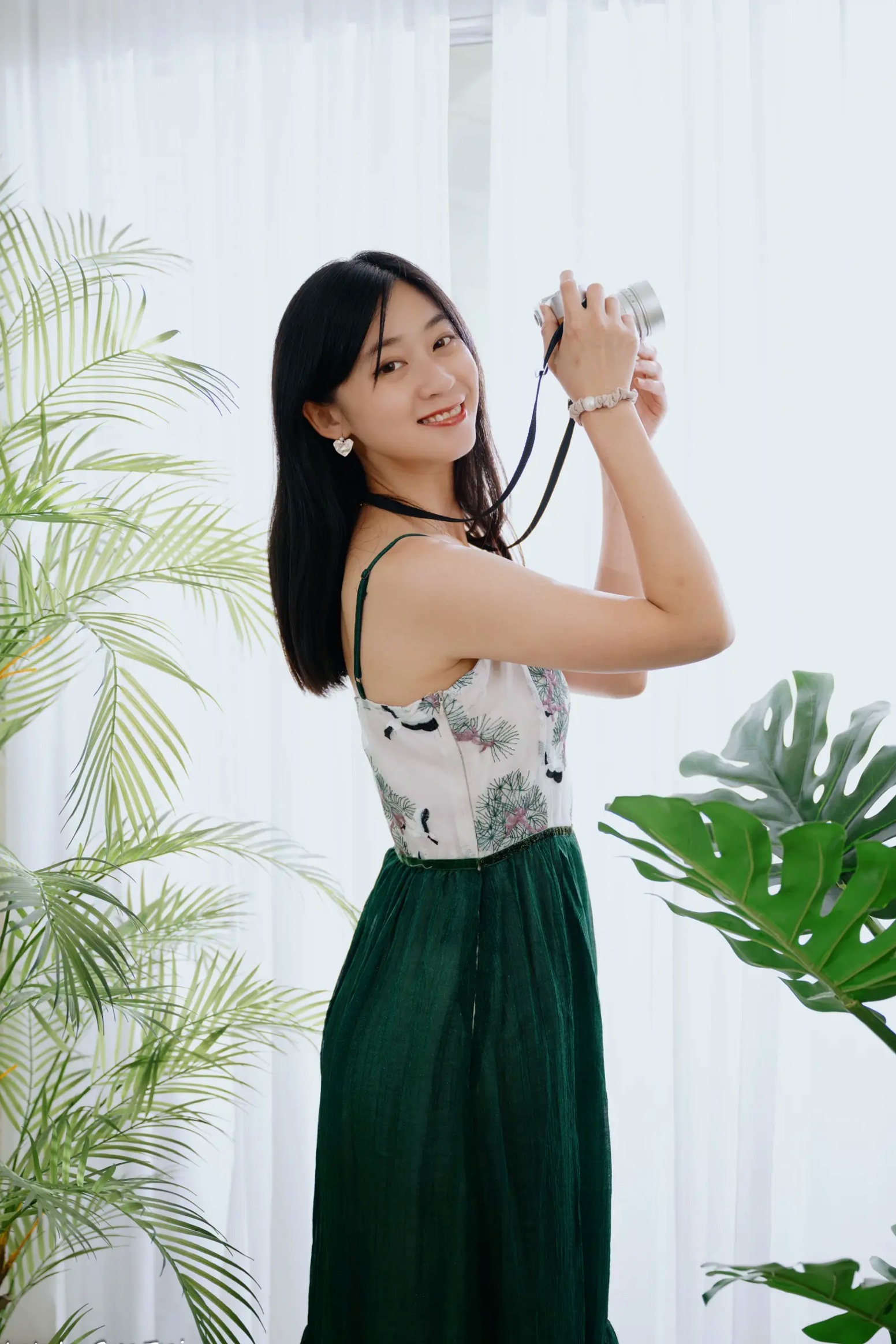 Gallery - 若颖 - 森系吊带长裙写真，清新治愈氧气少女，唯美私房摄影清新气质治愈系私房照 女神私房照_秀色女神 - image 94