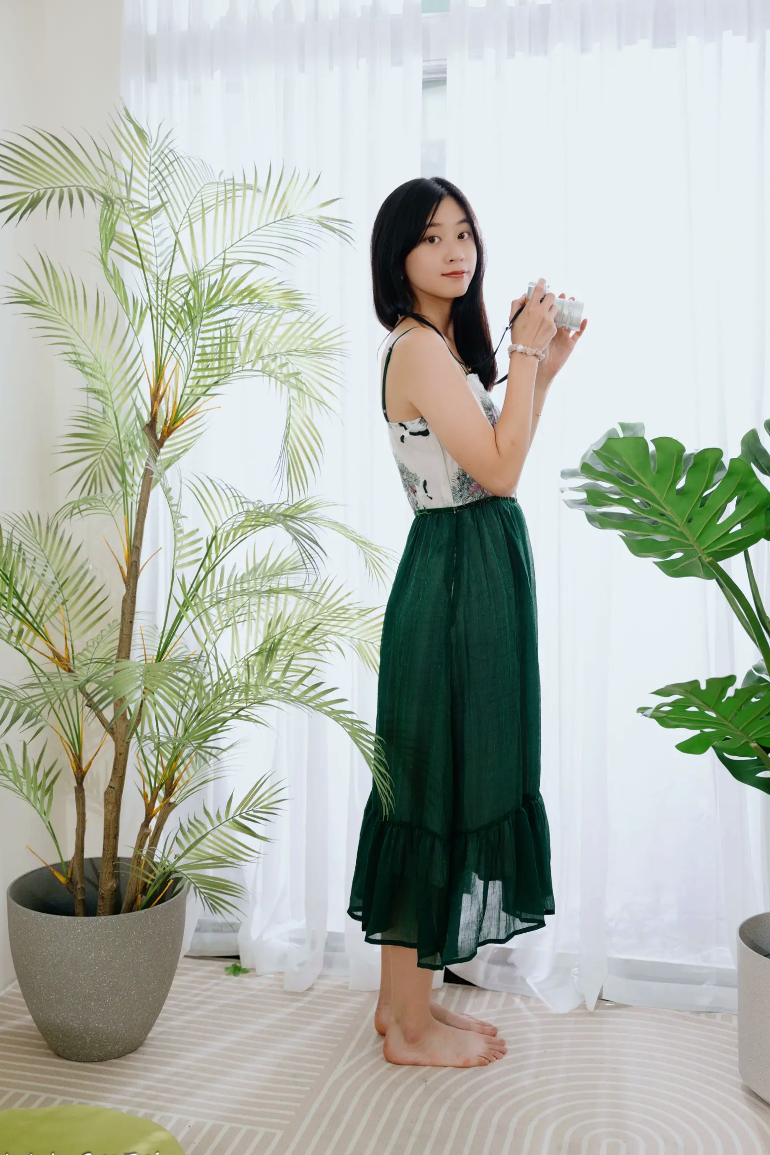 Gallery - 若颖 - 森系吊带长裙写真，清新治愈氧气少女，唯美私房摄影清新气质治愈系私房照 女神私房照_秀色女神 - image 95