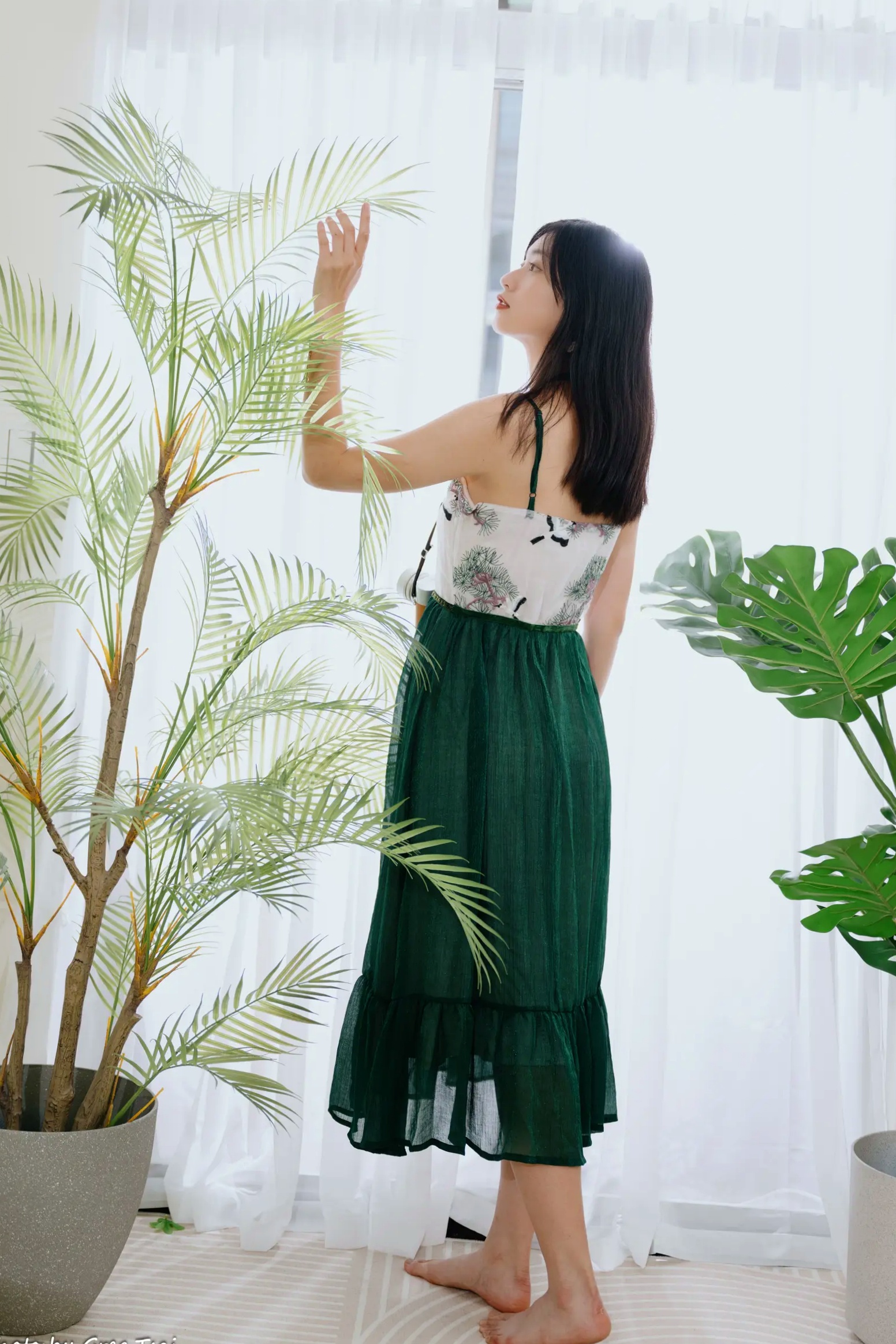 Gallery - 若颖 - 森系吊带长裙写真，清新治愈氧气少女，唯美私房摄影清新气质治愈系私房照 女神私房照_秀色女神 - image 102