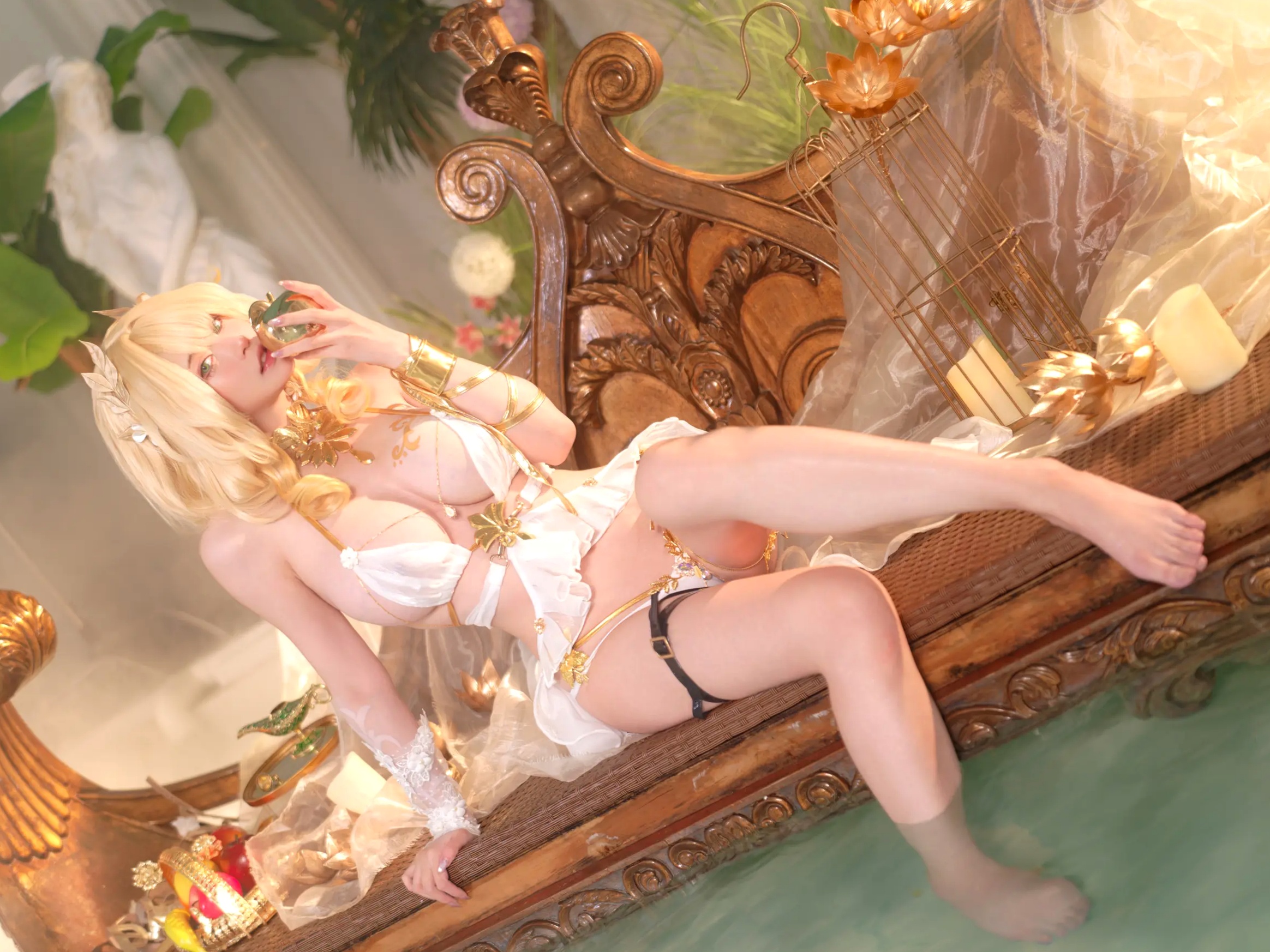 Gallery - Machi馬吉 - Aglaea极致诱惑 cos大尺度美图，绝美湿身比基尼女神，极致曲线视觉盛宴 [39P]角色扮演湿身大尺度诱惑女神 女神私房照_秀色女神 - image 19