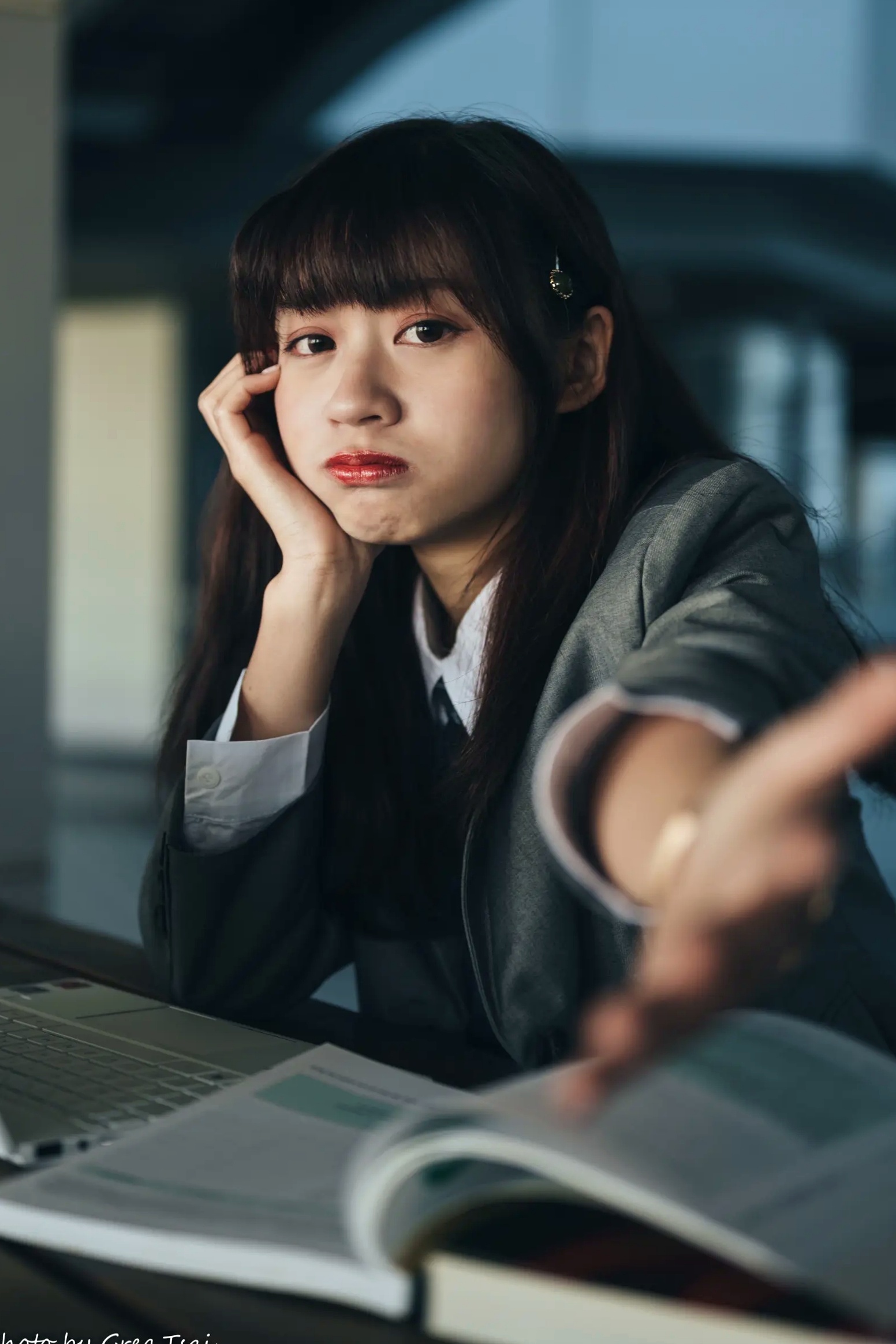Gallery - 若颖 - 北科大校园青春私房照，清纯学妹校服校园风系列清纯校服治愈系气质私房照 女神私房照_秀色女神 - image 97