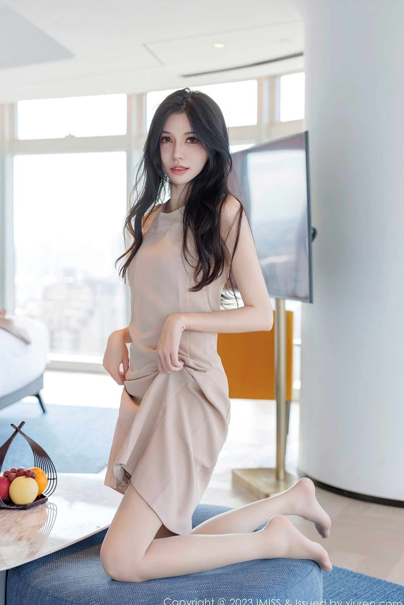 Gallery - IMiss爱蜜社 - Honey Club -746-泥鳅鳅-米色职场套装与蓝灰蕾丝内衣诱惑-高空落地窗职场女神私房写真爱蜜社 - Honey Club 制服内衣私房照气质 女神私房照_秀色女神 - image 14