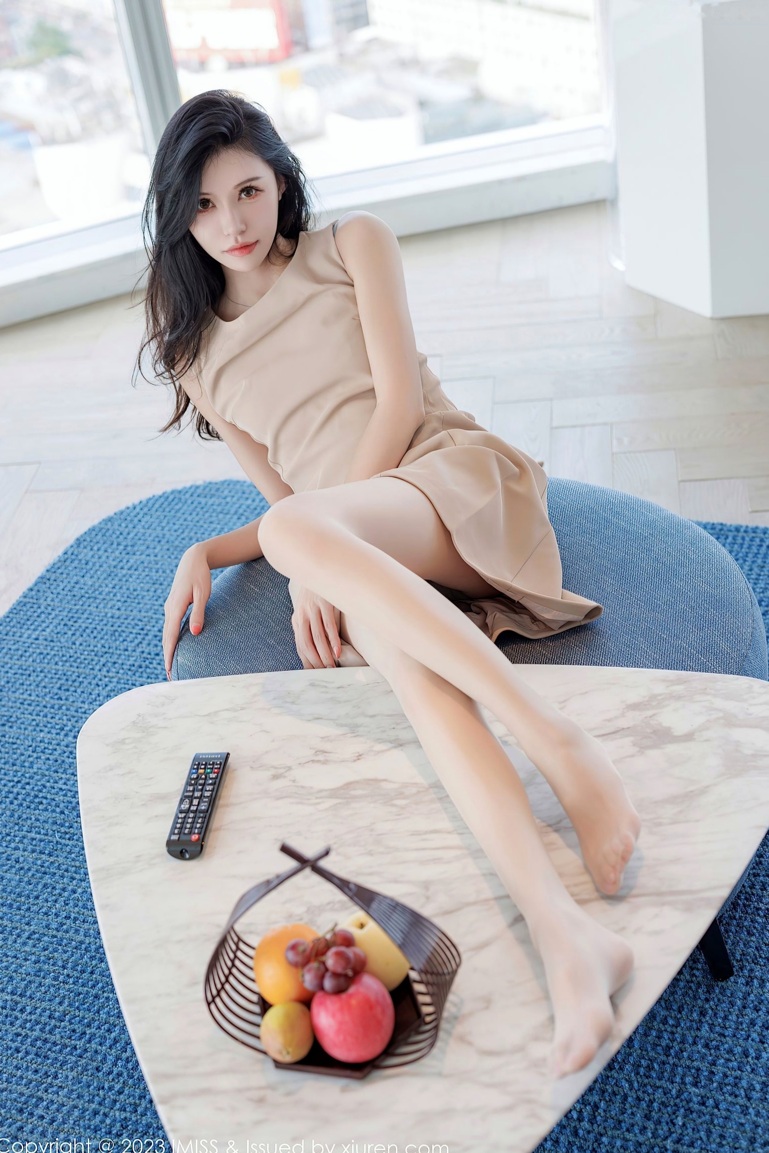 Gallery - IMiss爱蜜社 - Honey Club -746-泥鳅鳅-米色职场套装与蓝灰蕾丝内衣诱惑-高空落地窗职场女神私房写真爱蜜社 - Honey Club 制服内衣私房照气质 女神私房照_秀色女神 - image 16