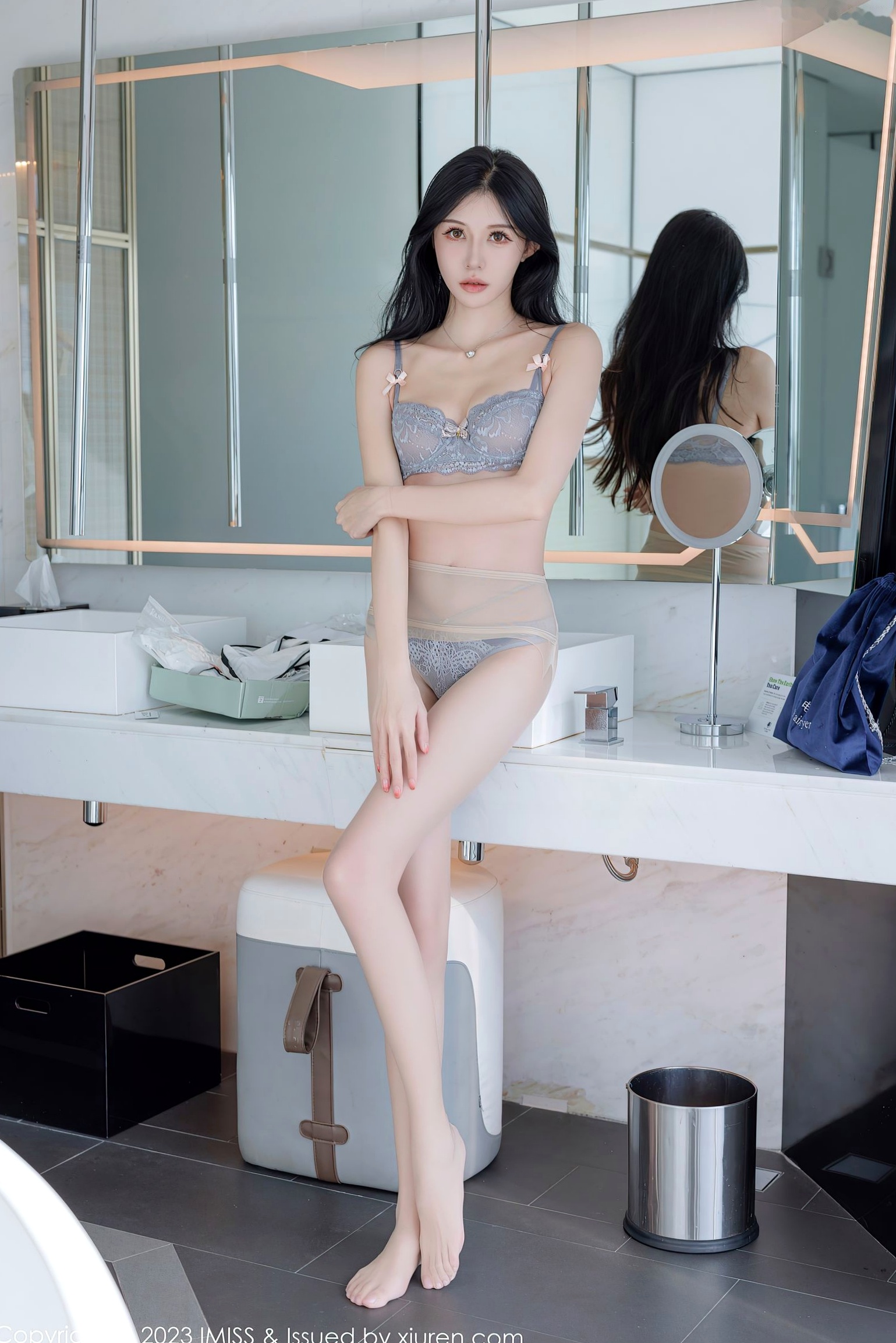 Gallery - IMiss爱蜜社 - Honey Club -746-泥鳅鳅-米色职场套装与蓝灰蕾丝内衣诱惑-高空落地窗职场女神私房写真爱蜜社 - Honey Club 制服内衣私房照气质 女神私房照_秀色女神 - image 26