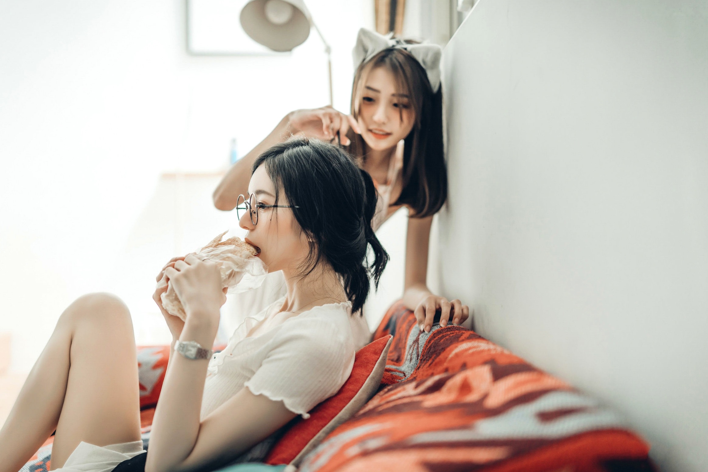 Gallery - JVID-辰辰、妍妍、飘飘：宅女与猫咪的同居生活，高颜值女神角色扮演，超大尺度猫娘私房写真，闺蜜互动极度诱惑，尽显白皙身材与缠绵风情角色扮演大尺度私房照诱惑JVID 女神私房照_秀色女神 - image 26