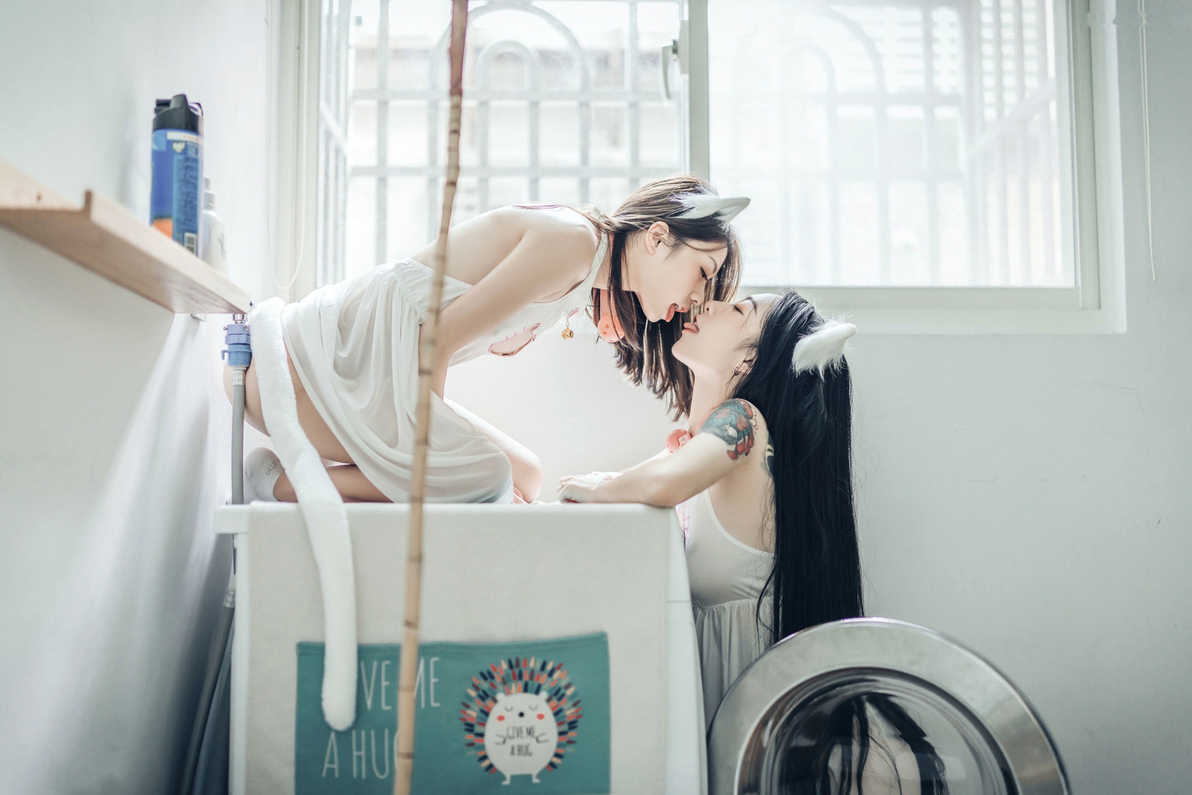 Gallery - JVID-辰辰、妍妍、飘飘：宅女与猫咪的同居生活，高颜值女神角色扮演，超大尺度猫娘私房写真，闺蜜互动极度诱惑，尽显白皙身材与缠绵风情角色扮演大尺度私房照诱惑JVID 女神私房照_秀色女神 - image 141