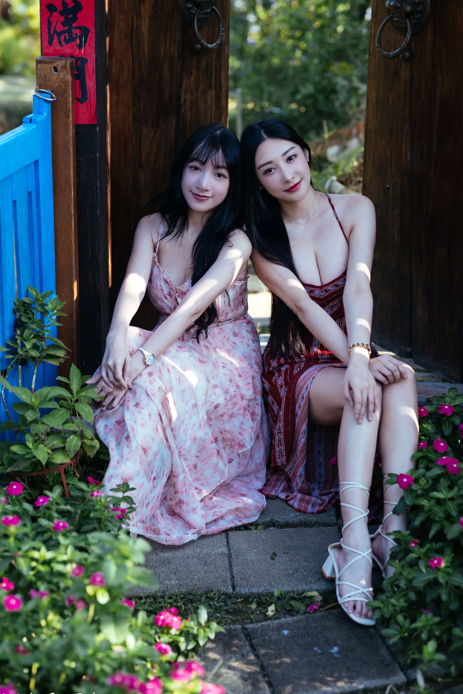 Gallery - 《轩颖小葵 - 桃园》户外清新写真，气质女神唯美秋千，自然风光下的迷人时刻[109P]户外气质清新治愈系女神 女神私房照_秀色女神 - image 4