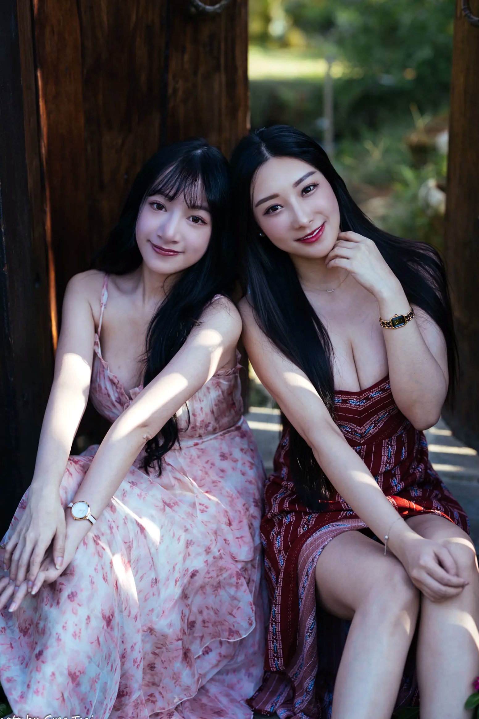 Gallery - 《轩颖小葵 - 桃园》户外清新写真，气质女神唯美秋千，自然风光下的迷人时刻[109P]户外气质清新治愈系女神 女神私房照_秀色女神 - image 5
