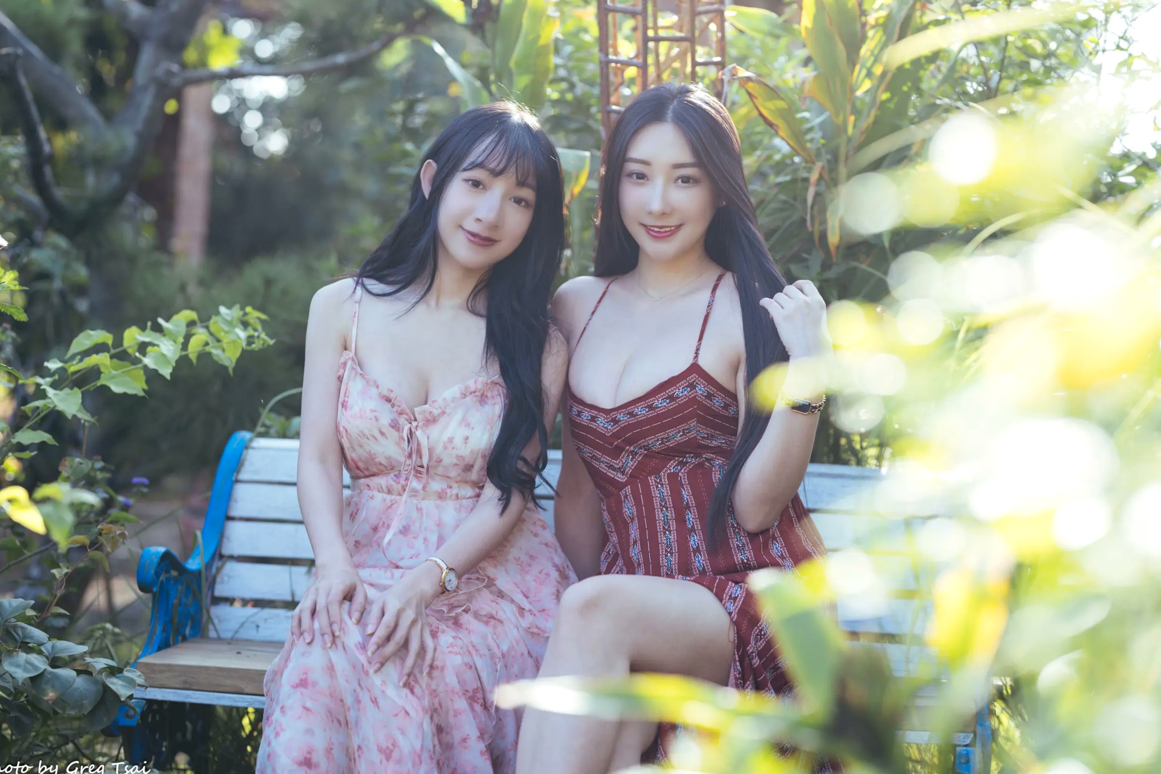 Gallery - 《轩颖小葵 - 桃园》户外清新写真，气质女神唯美秋千，自然风光下的迷人时刻[109P]户外气质清新治愈系女神 女神私房照_秀色女神 - image 18