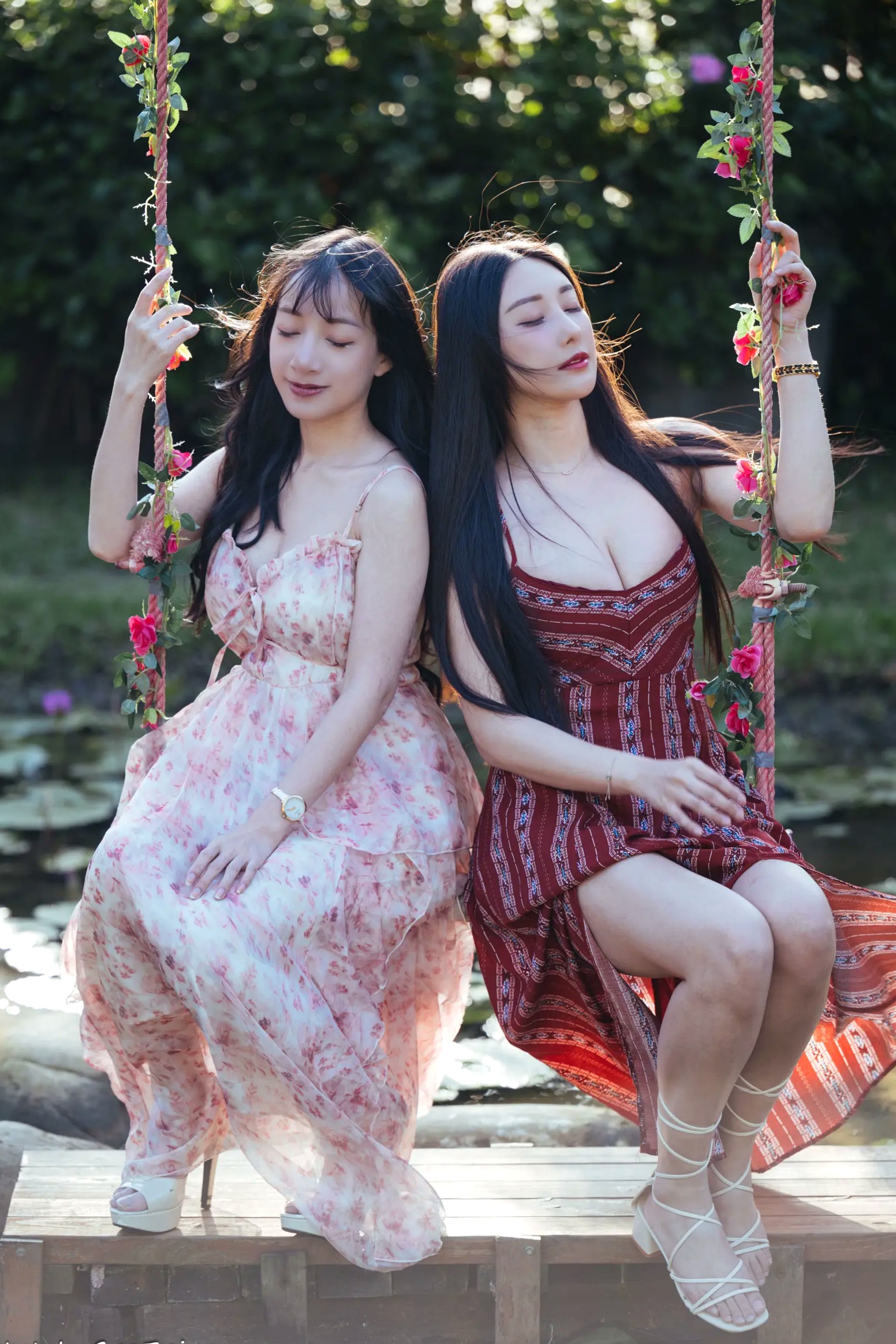 Gallery - 《轩颖小葵 - 桃园》户外清新写真，气质女神唯美秋千，自然风光下的迷人时刻[109P]户外气质清新治愈系女神 女神私房照_秀色女神 - image 23