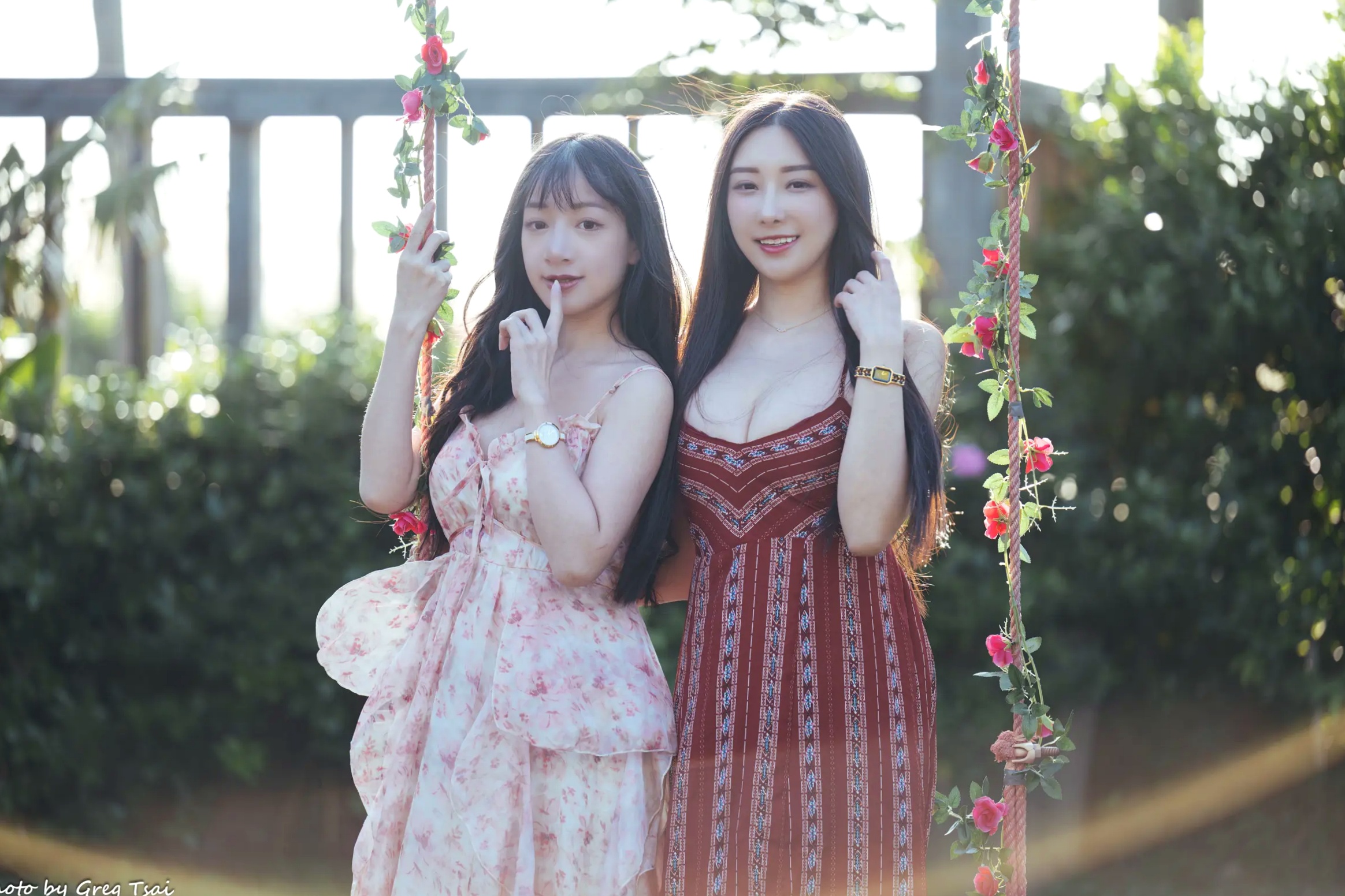 Gallery - 《轩颖小葵 - 桃园》户外清新写真，气质女神唯美秋千，自然风光下的迷人时刻[109P]户外气质清新治愈系女神 女神私房照_秀色女神 - image 30