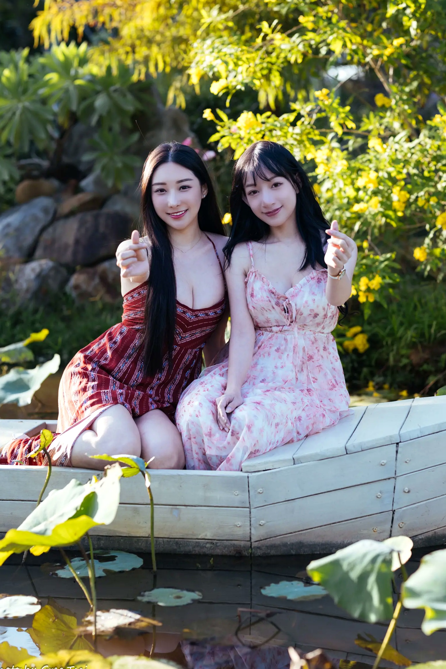 Gallery - 《轩颖小葵 - 桃园》户外清新写真，气质女神唯美秋千，自然风光下的迷人时刻[109P]户外气质清新治愈系女神 女神私房照_秀色女神 - image 44