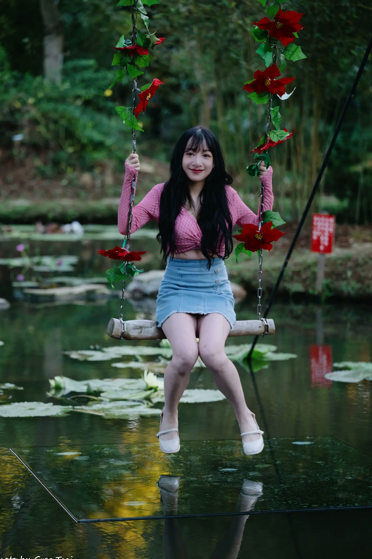 Gallery - 《轩颖小葵 - 桃园》户外清新写真，气质女神唯美秋千，自然风光下的迷人时刻[109P]户外气质清新治愈系女神 女神私房照_秀色女神 - image 78