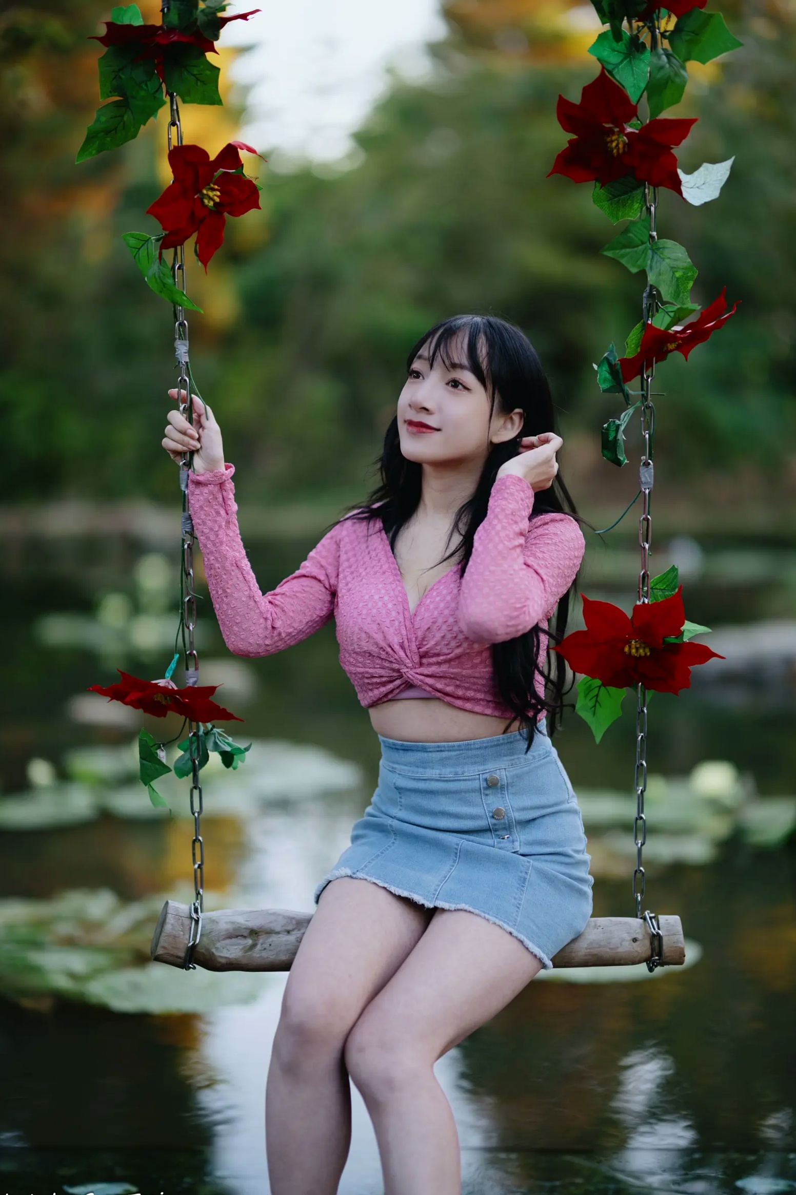 Gallery - 《轩颖小葵 - 桃园》户外清新写真，气质女神唯美秋千，自然风光下的迷人时刻[109P]户外气质清新治愈系女神 女神私房照_秀色女神 - image 84