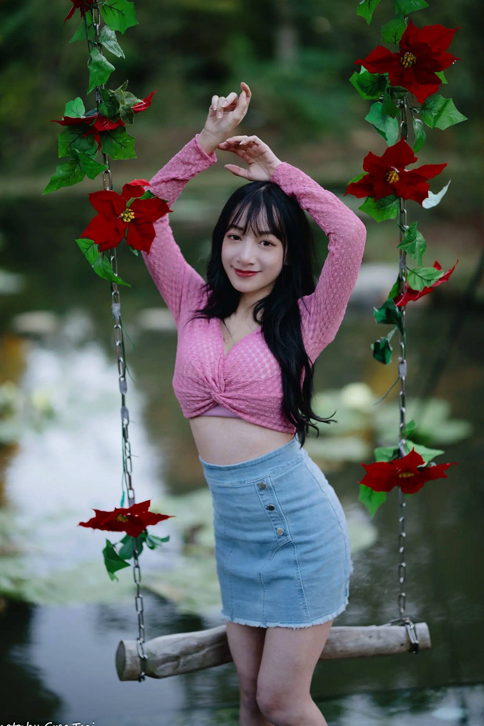 Gallery - 《轩颖小葵 - 桃园》户外清新写真，气质女神唯美秋千，自然风光下的迷人时刻[109P]户外气质清新治愈系女神 女神私房照_秀色女神 - image 89
