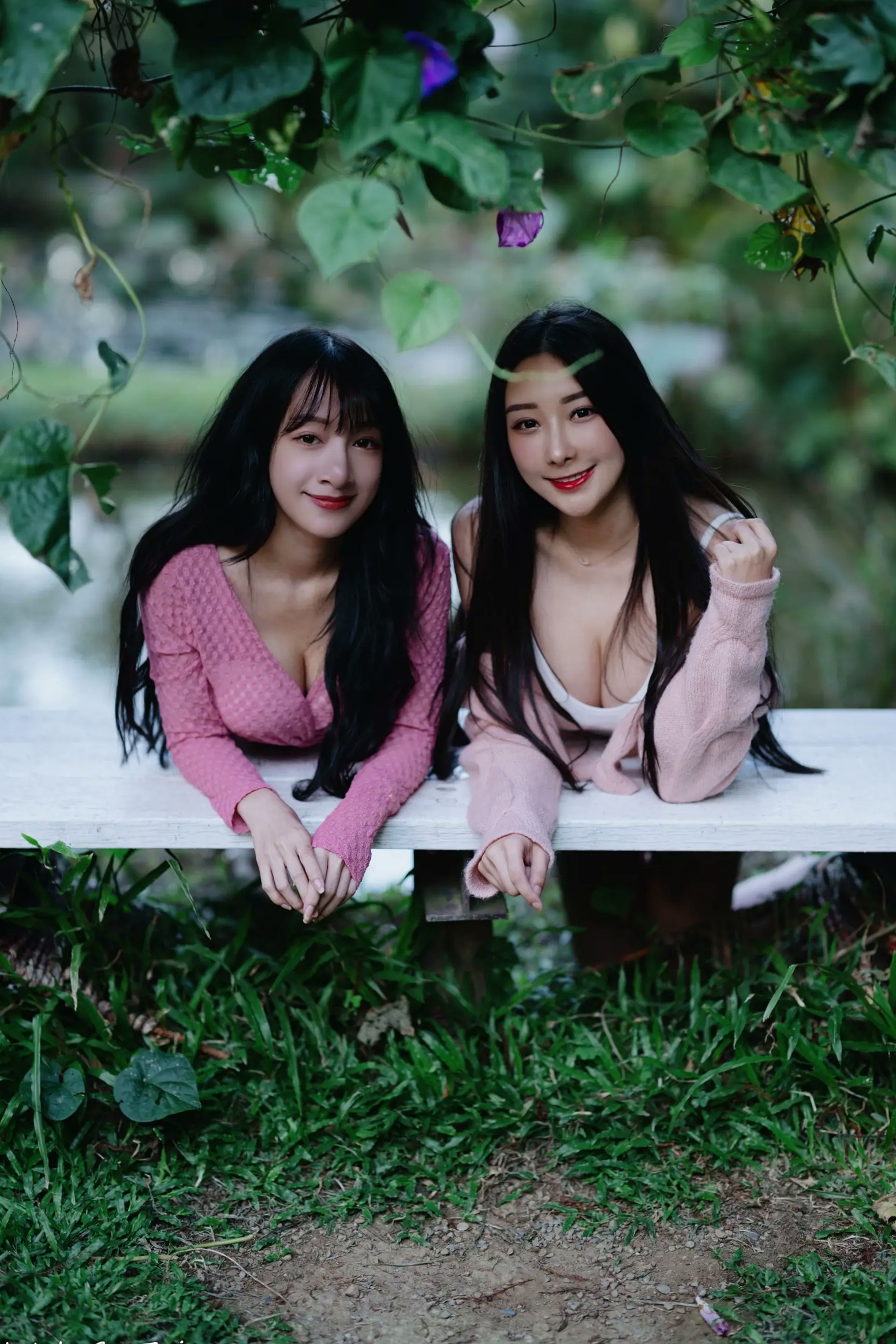 Gallery - 《轩颖小葵 - 桃园》户外清新写真，气质女神唯美秋千，自然风光下的迷人时刻[109P]户外气质清新治愈系女神 女神私房照_秀色女神 - image 97