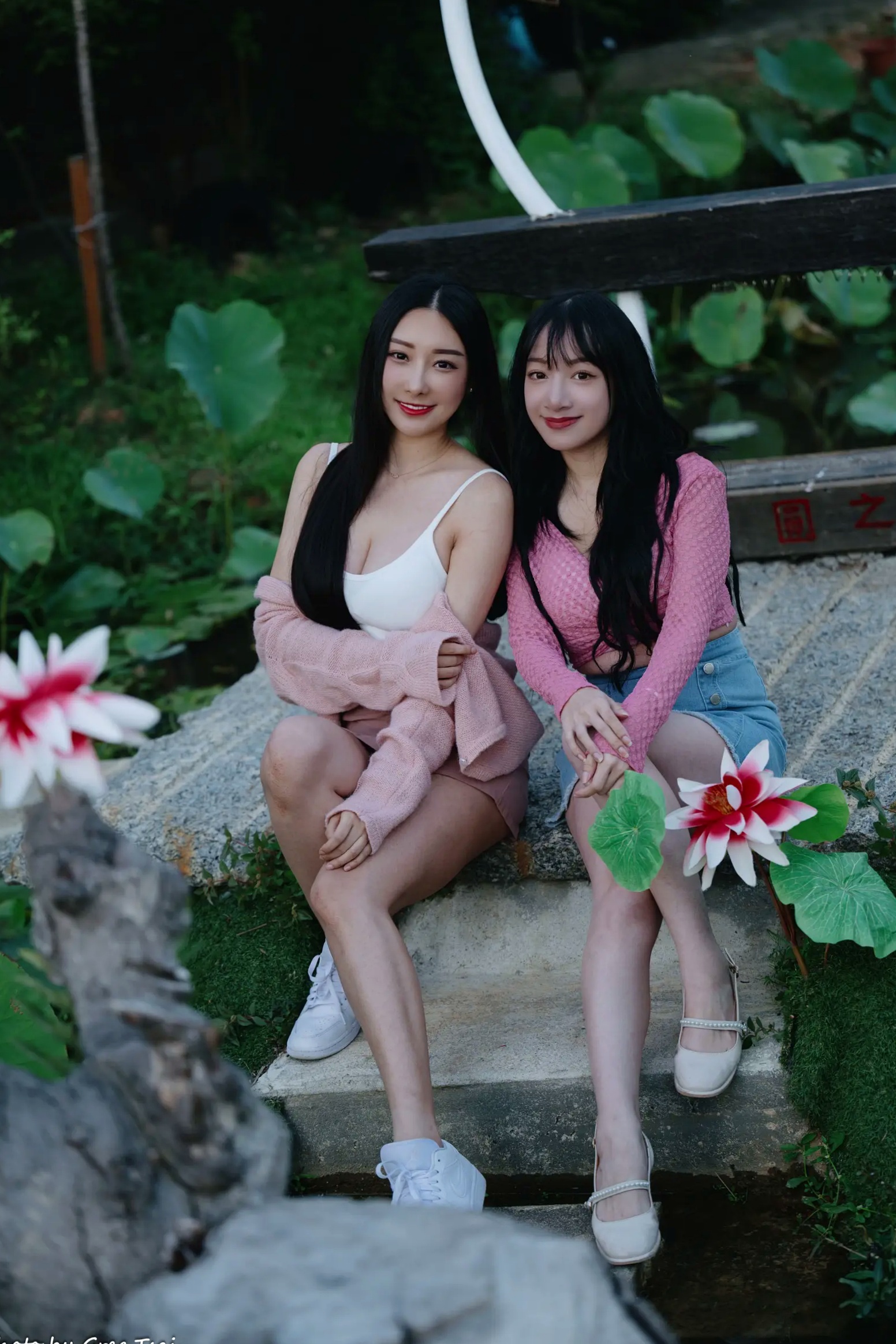 Gallery - 《轩颖小葵 - 桃园》户外清新写真，气质女神唯美秋千，自然风光下的迷人时刻[109P]户外气质清新治愈系女神 女神私房照_秀色女神 - image 102