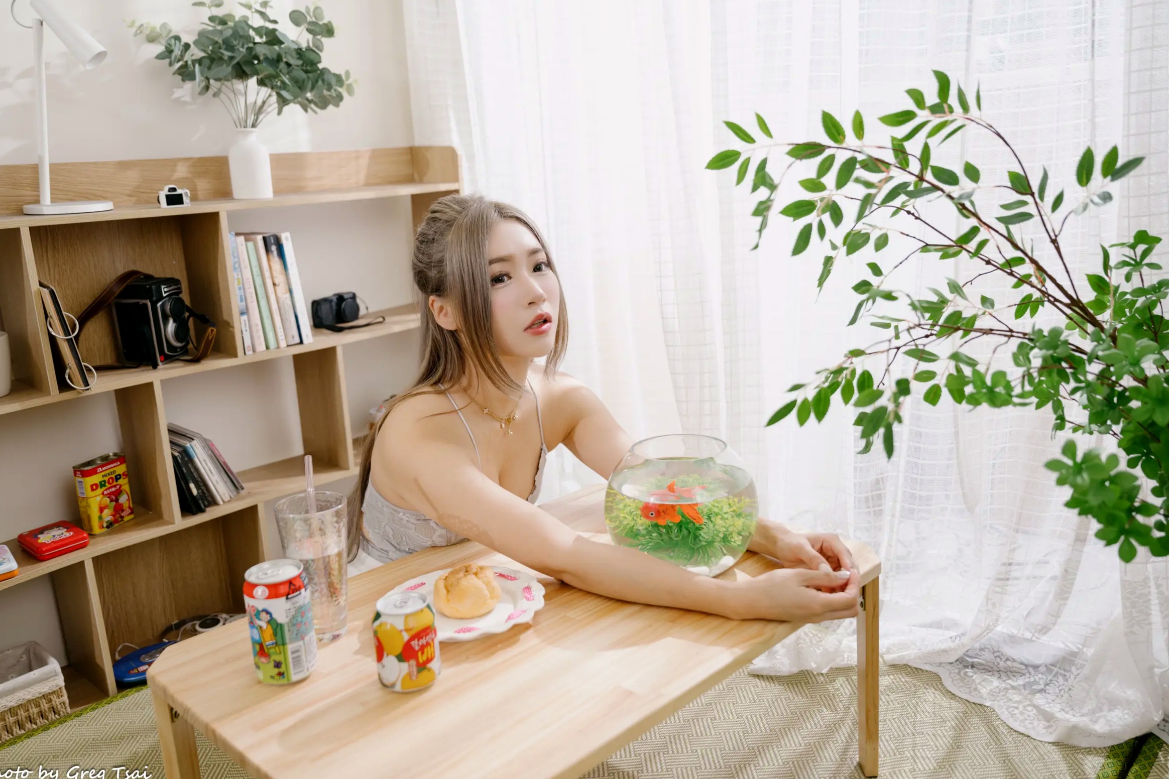 Gallery - 凯云 - 清新居家风蕾丝短裙写真，治愈系私房照，展现完美身材与轻熟美感清新私房照治愈系白嫩家居 女神私房照_秀色女神 - image 61