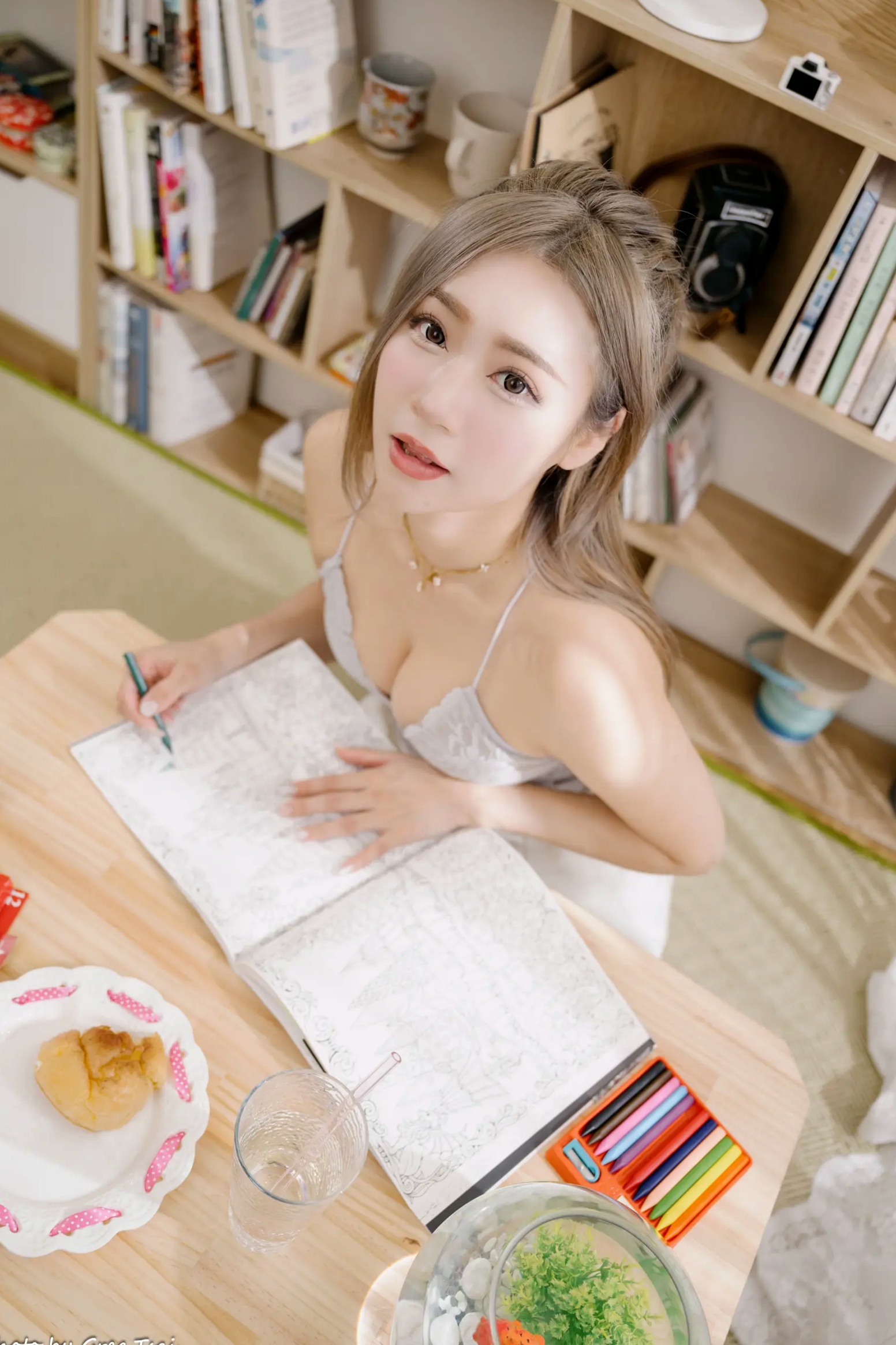 Gallery - 凯云 - 清新居家风蕾丝短裙写真，治愈系私房照，展现完美身材与轻熟美感清新私房照治愈系白嫩家居 女神私房照_秀色女神 - image 81