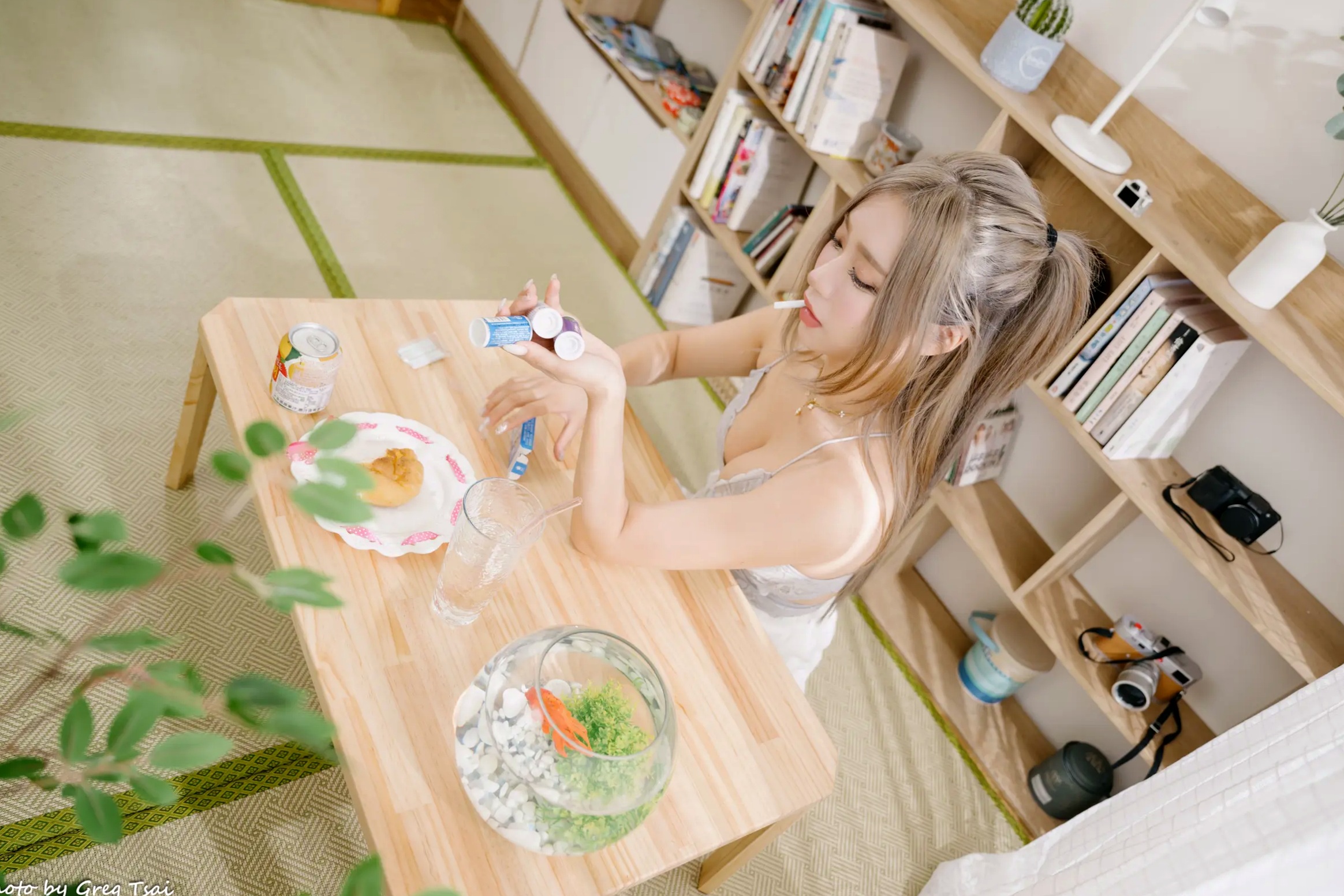 Gallery - 凯云 - 清新居家风蕾丝短裙写真，治愈系私房照，展现完美身材与轻熟美感清新私房照治愈系白嫩家居 女神私房照_秀色女神 - image 97