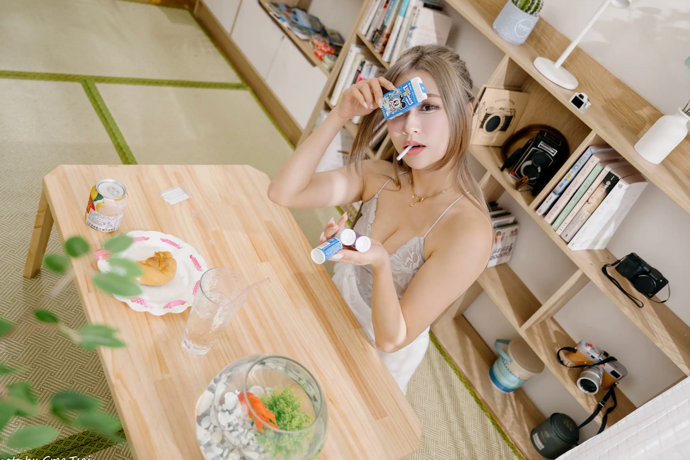 Gallery - 凯云 - 清新居家风蕾丝短裙写真，治愈系私房照，展现完美身材与轻熟美感清新私房照治愈系白嫩家居 女神私房照_秀色女神 - image 98