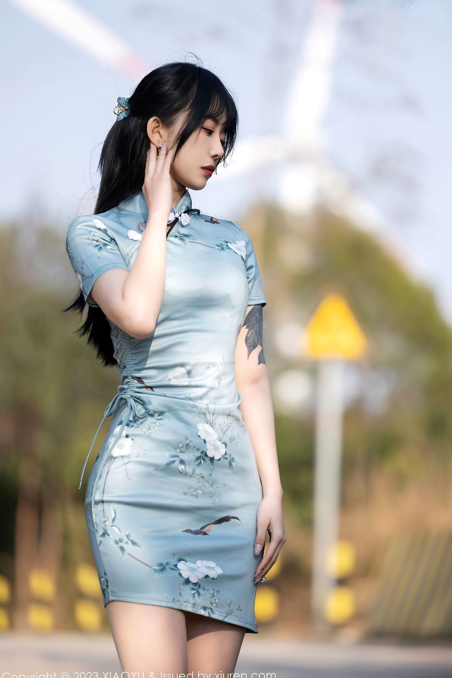 Gallery - XiaoYu语画界 - Painting World 997-极品女神奶瓶车拍写真-蓝灰旗袍古典韵致与粉色内衣极致诱惑-双风格演绎唯美身姿-2023.03.30语画界 - Painting World 旗袍内衣性感美腿 女神私房照_秀色女神 - image 3