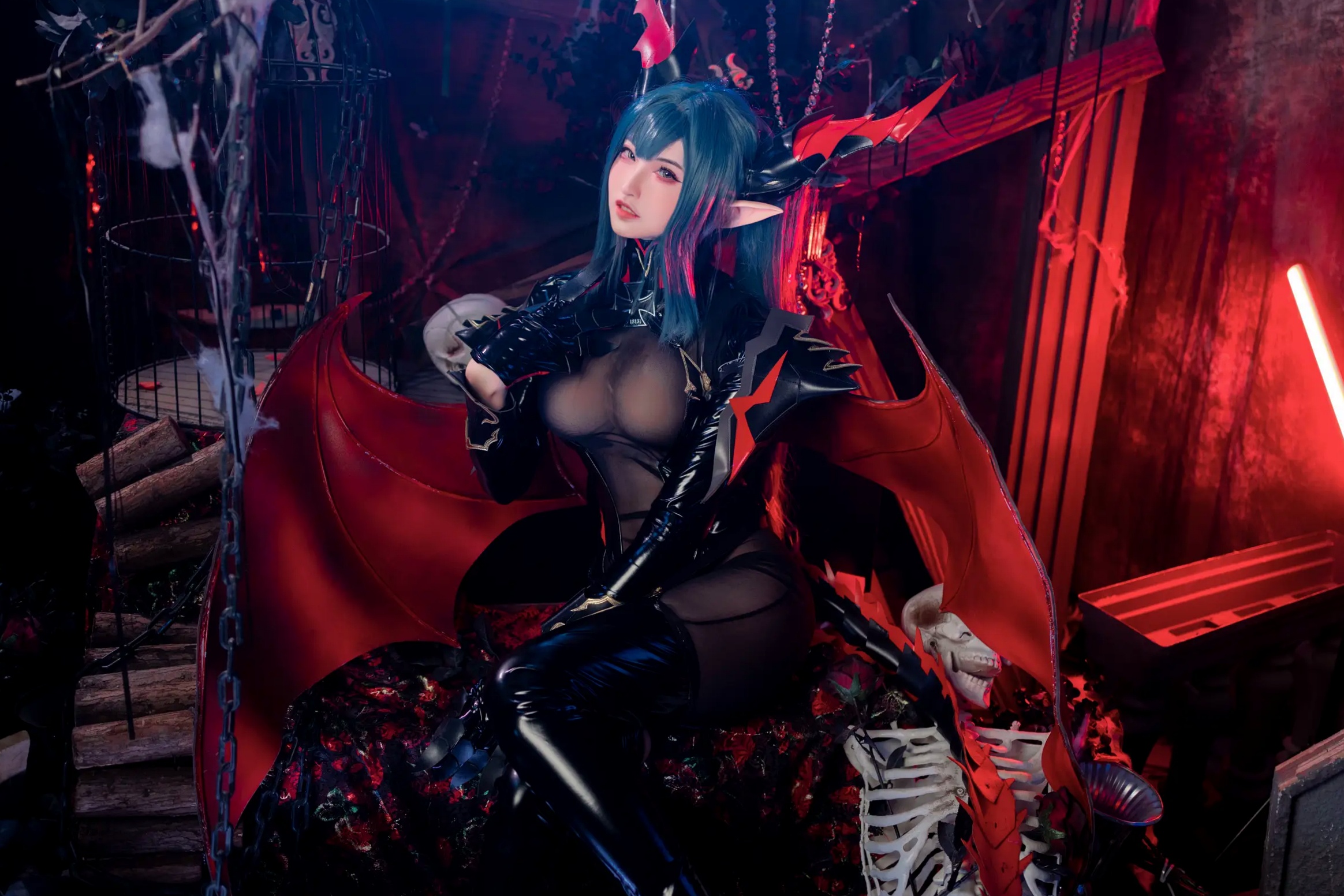 Gallery - 山崎雷纳 - 雷根斯堡：暗黑魔女Cosplay，魅魔漆皮造型极致诱惑与神秘美艳性感角色扮演诱惑大尺度 女神私房照_秀色女神 - image 20