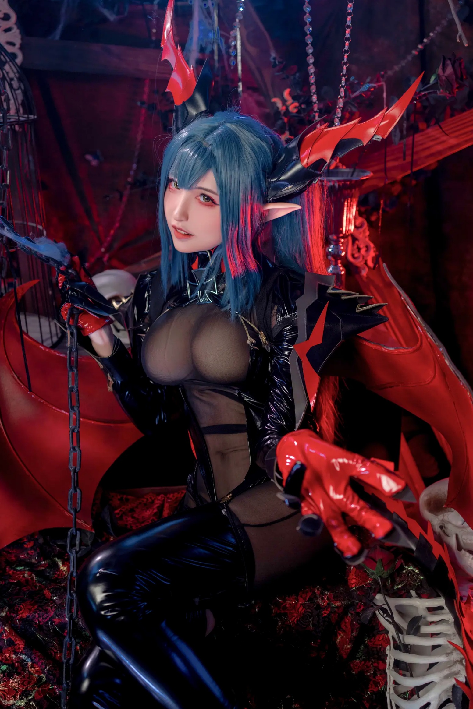 Gallery - 山崎雷纳 - 雷根斯堡：暗黑魔女Cosplay，魅魔漆皮造型极致诱惑与神秘美艳性感角色扮演诱惑大尺度 女神私房照_秀色女神 - image 22