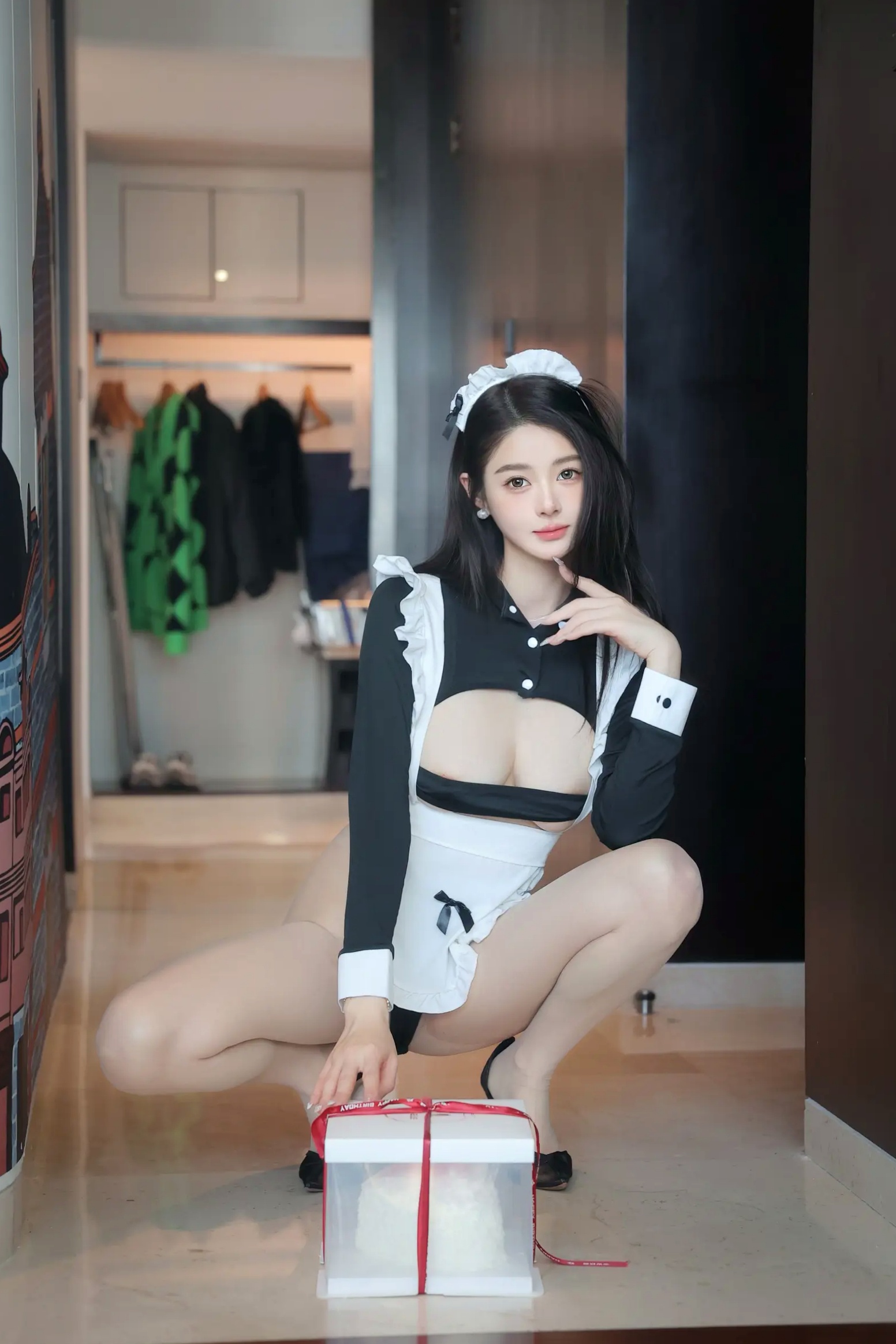 Gallery - Candy糖糖 - 给女仆过生日，极品私房角色扮演制服诱惑，极致身材大尺度写真视觉盛宴 [81P]女仆诱惑私房照大尺度角色扮演 女神私房照_秀色女神 - image 6