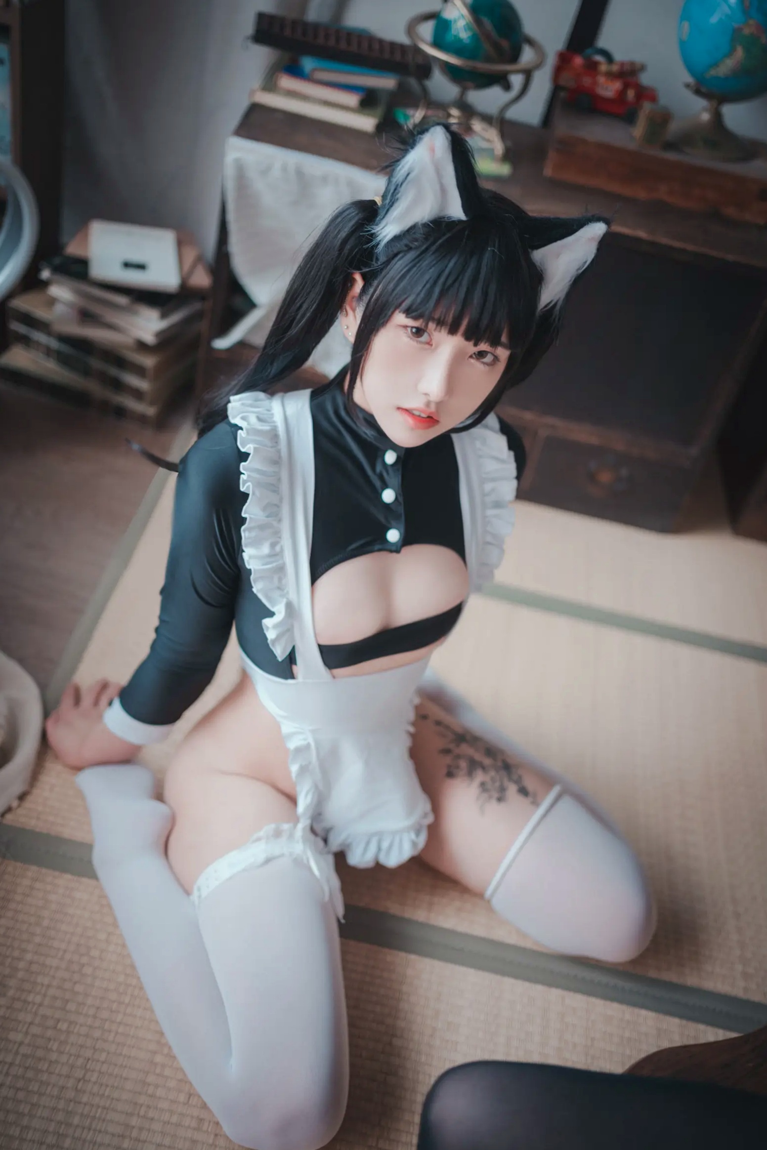 Gallery - Sonson(??) Maid Mansion 双人猫耳女仆制服Cosplay室内书房性感私房写真[153P]角色扮演制服萌系性感私房照 女神私房照_秀色女神 - image 20