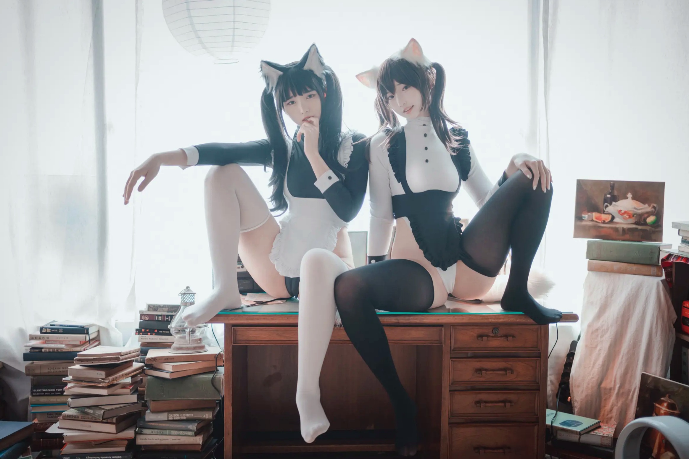 Gallery - Sonson(??) Maid Mansion 双人猫耳女仆制服Cosplay室内书房性感私房写真[153P]角色扮演制服萌系性感私房照 女神私房照_秀色女神 - image 31