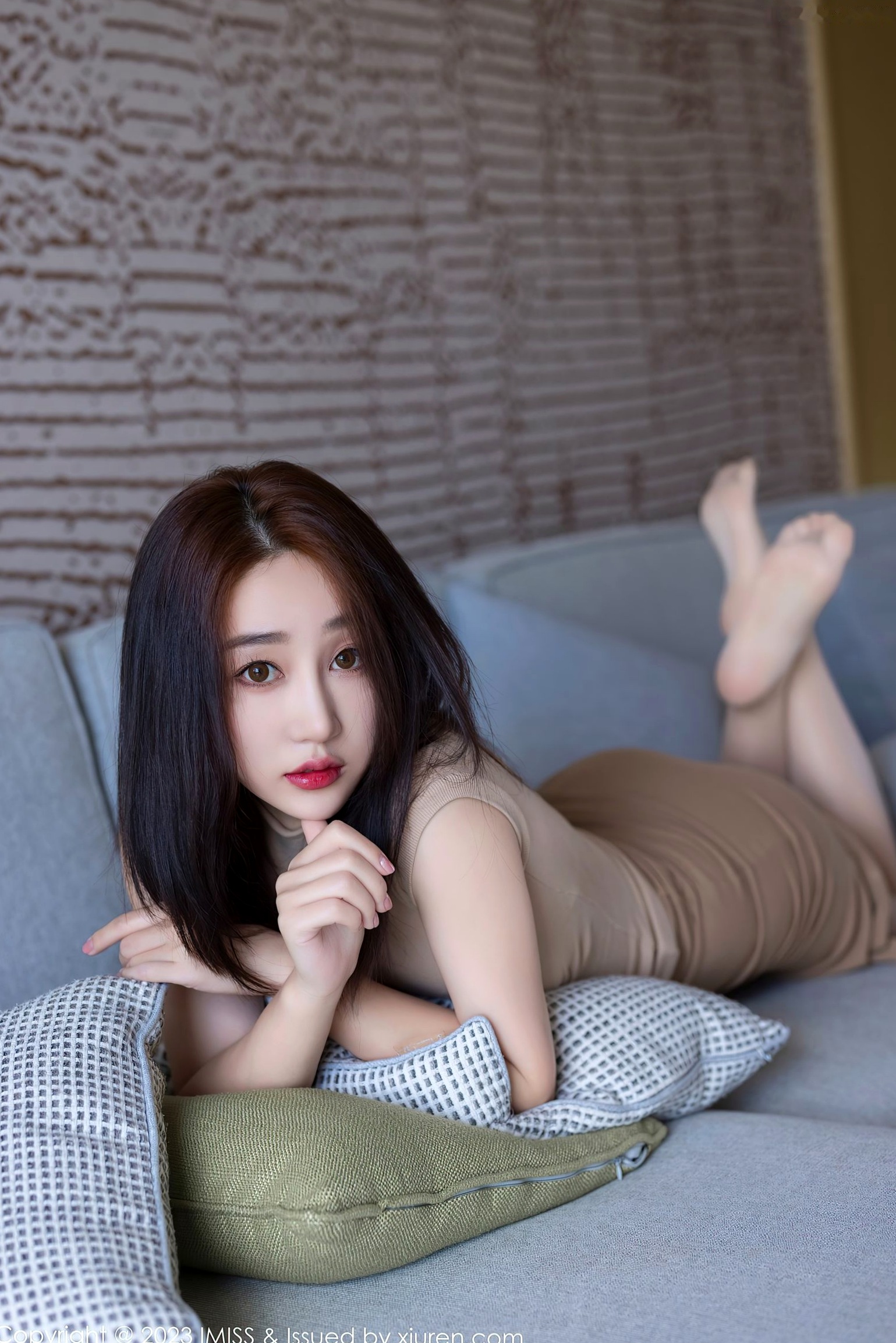 Gallery - IMiss爱蜜社 - Honey Club -728-九月生：极致性感私房写真，紫色蕾丝诱惑与丝袜美腿展现完美曲线爱蜜社 - Honey Club 性感私房照内衣美腿 女神私房照_秀色女神 - image 9